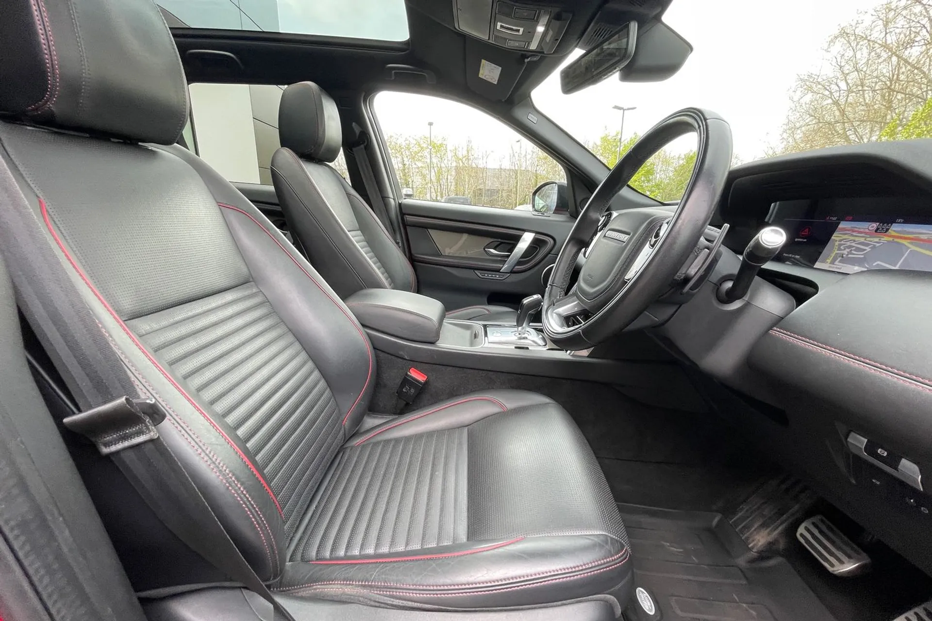 LAND ROVER DISCOVERY SPORT thumbnail image number 9