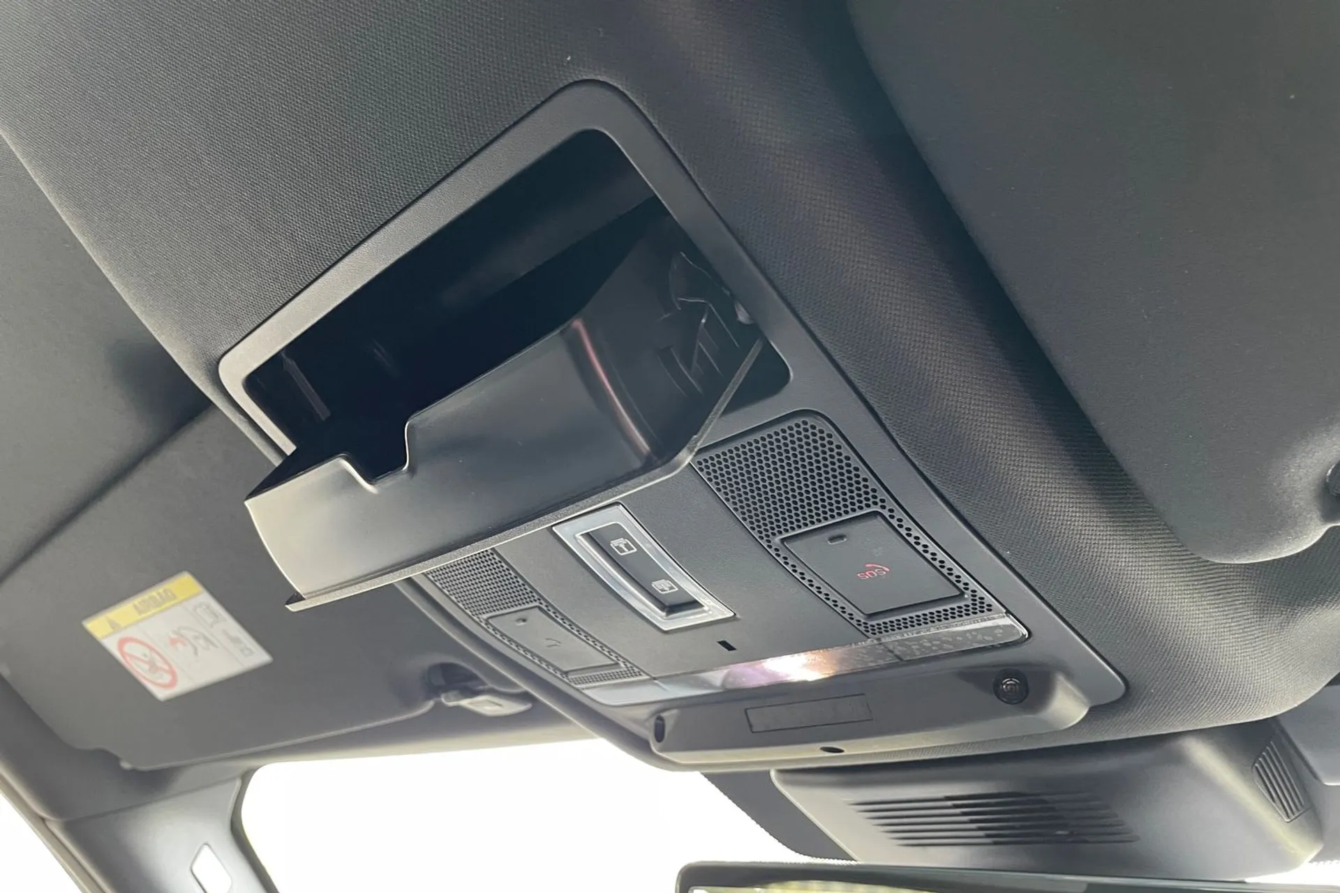 LAND ROVER DISCOVERY SPORT thumbnail image number 59