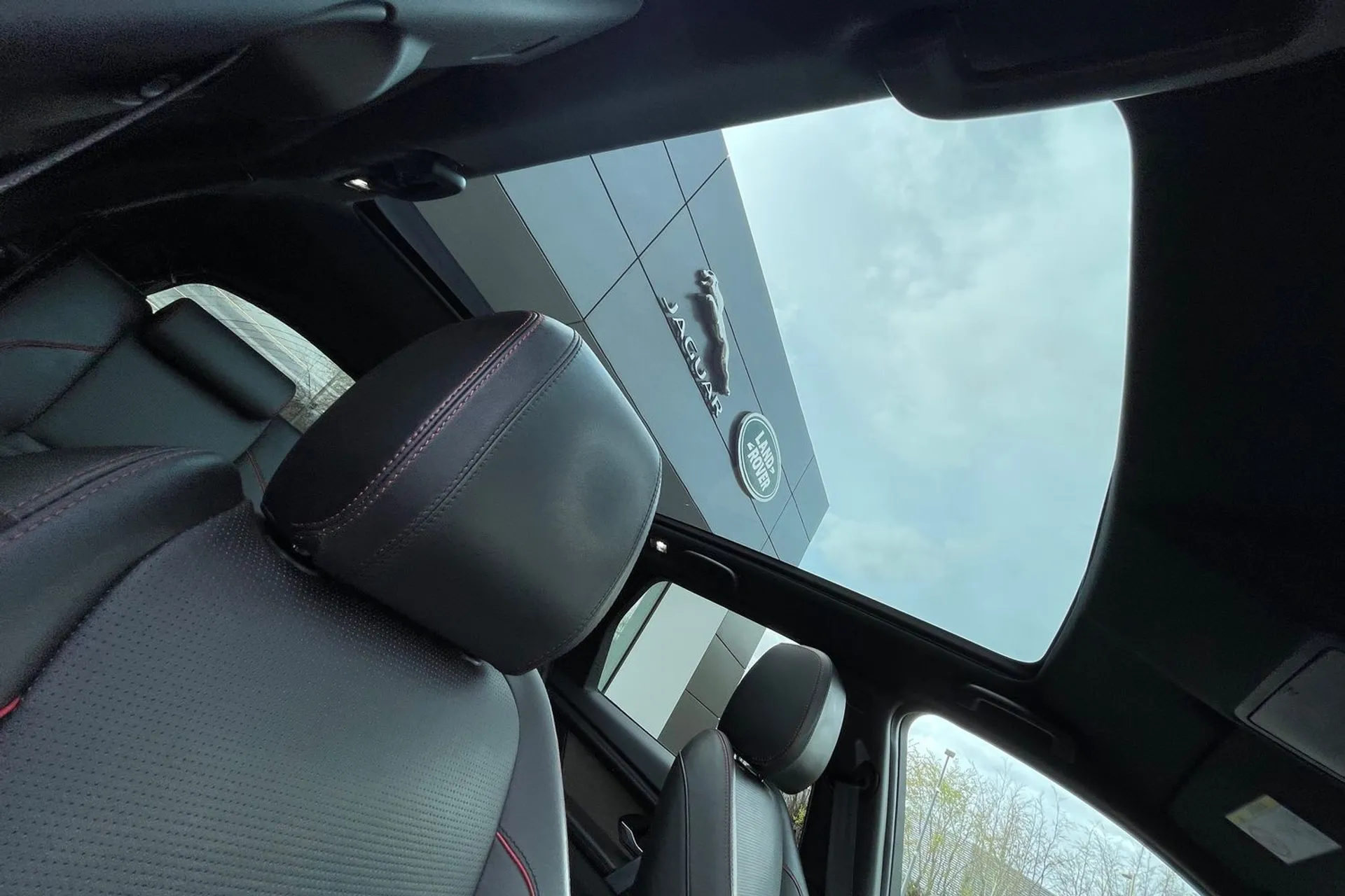 LAND ROVER DISCOVERY SPORT thumbnail image number 39