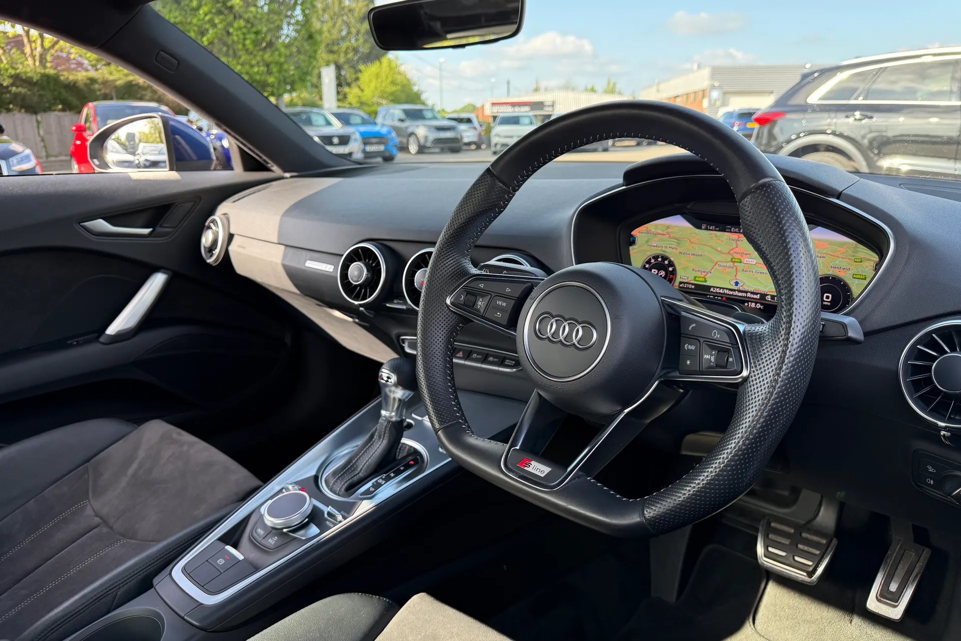 Audi TT thumbnail image number 21