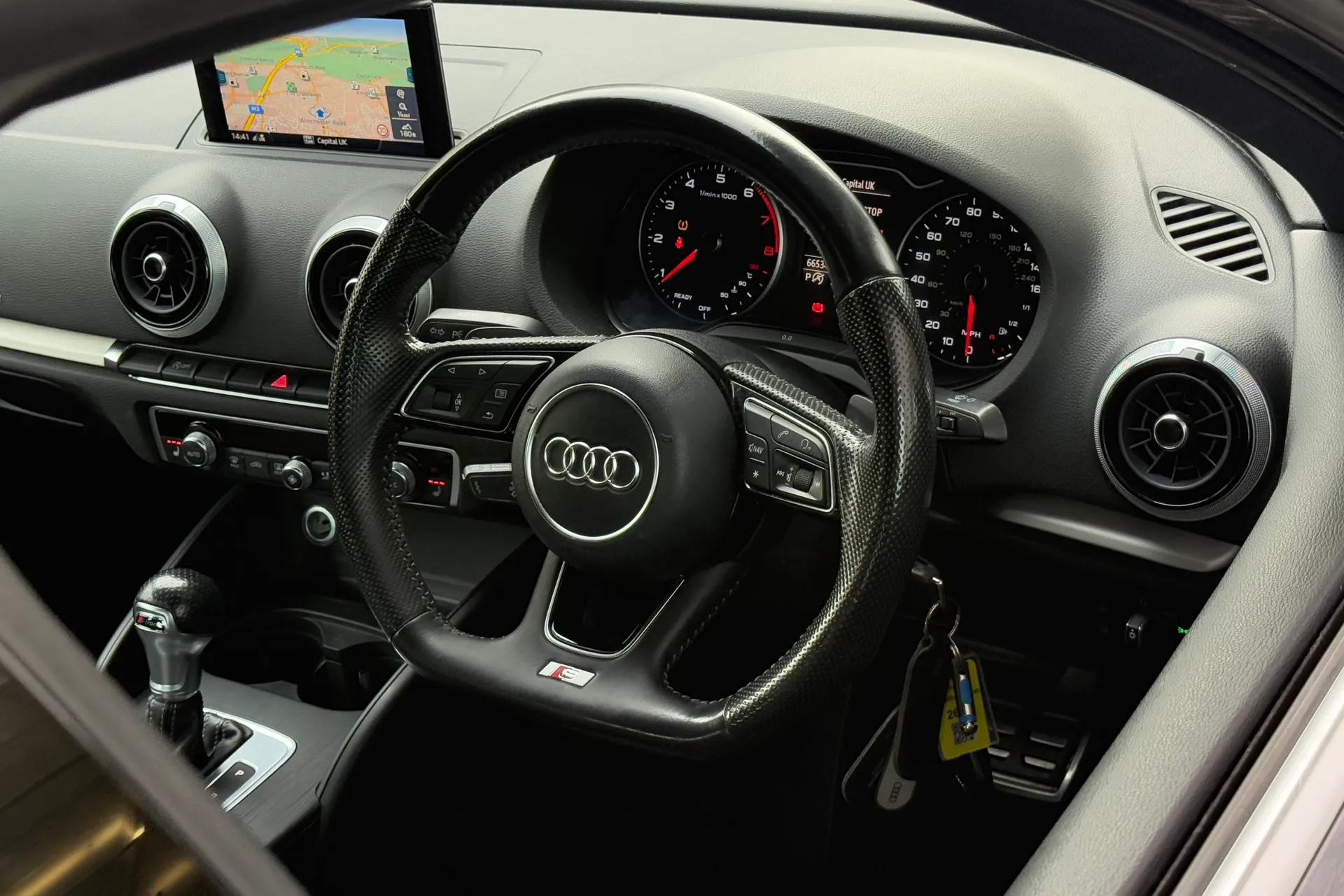 Audi A3 thumbnail image number 33