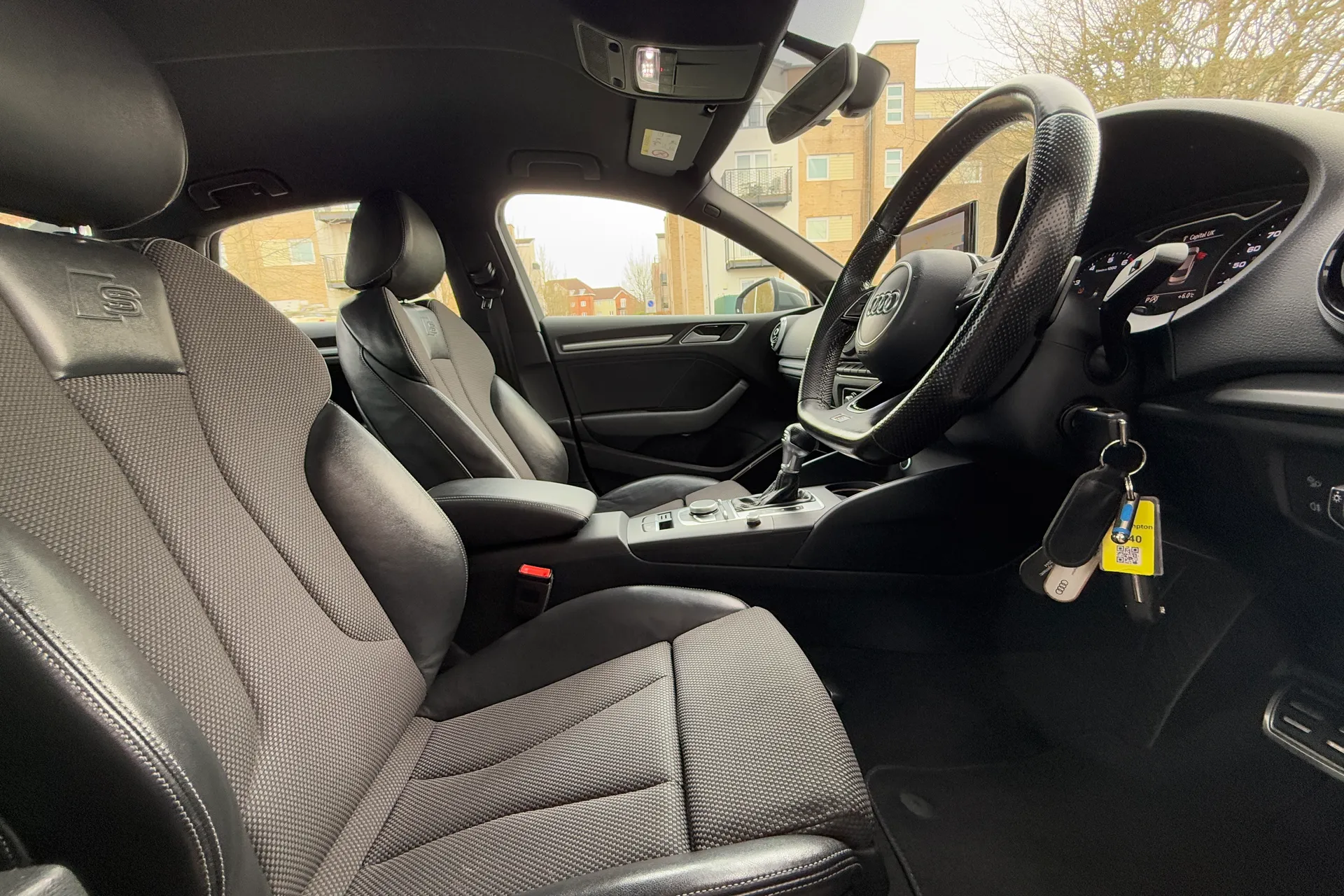 Audi A3 thumbnail image number 32