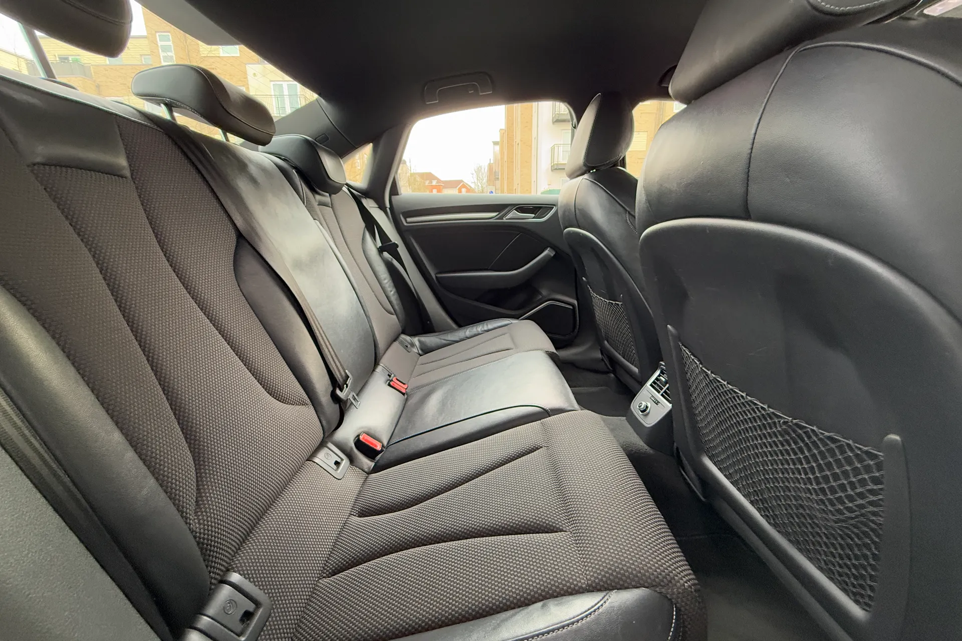 Audi A3 thumbnail image number 37