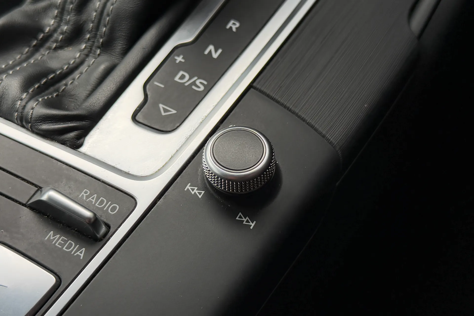 Audi A3 thumbnail image number 21