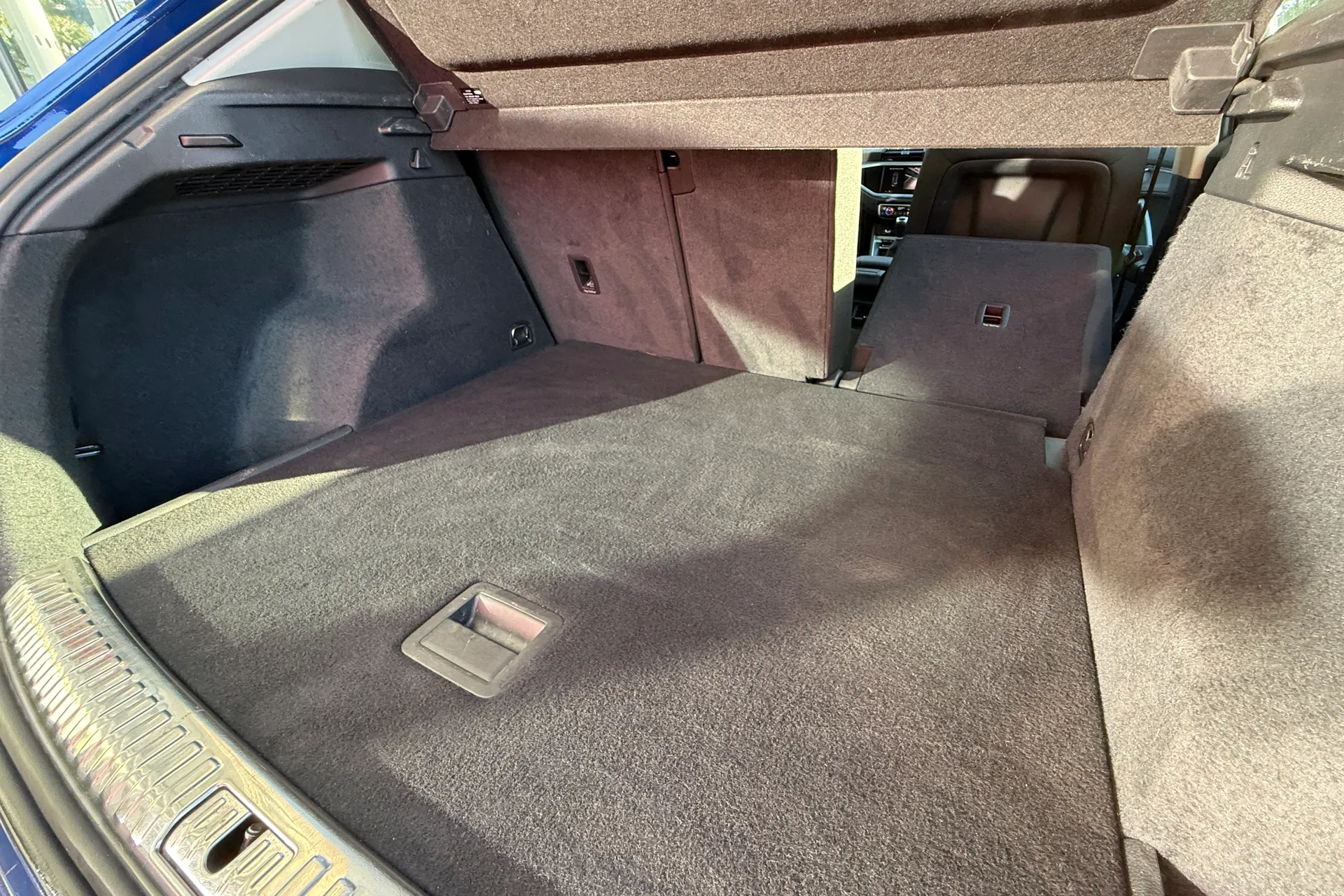 Audi Q3 thumbnail image number 41