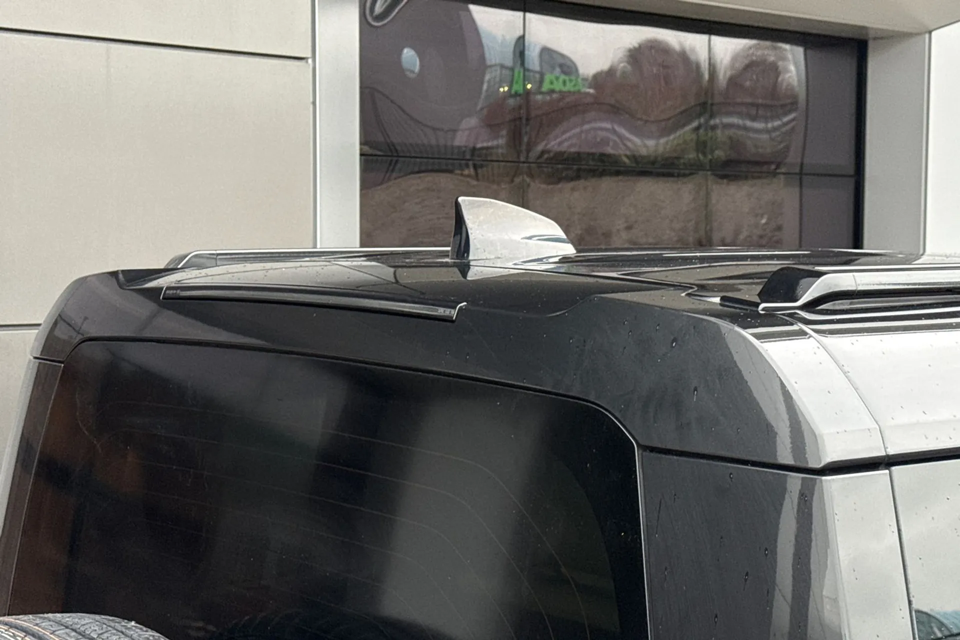 LAND ROVER Defender 110 thumbnail image number 24