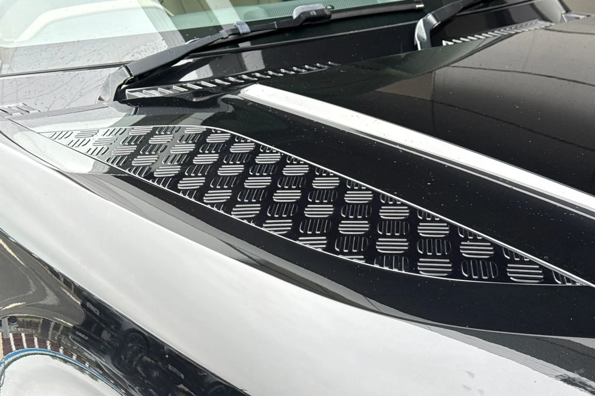 LAND ROVER Defender 110 thumbnail image number 31