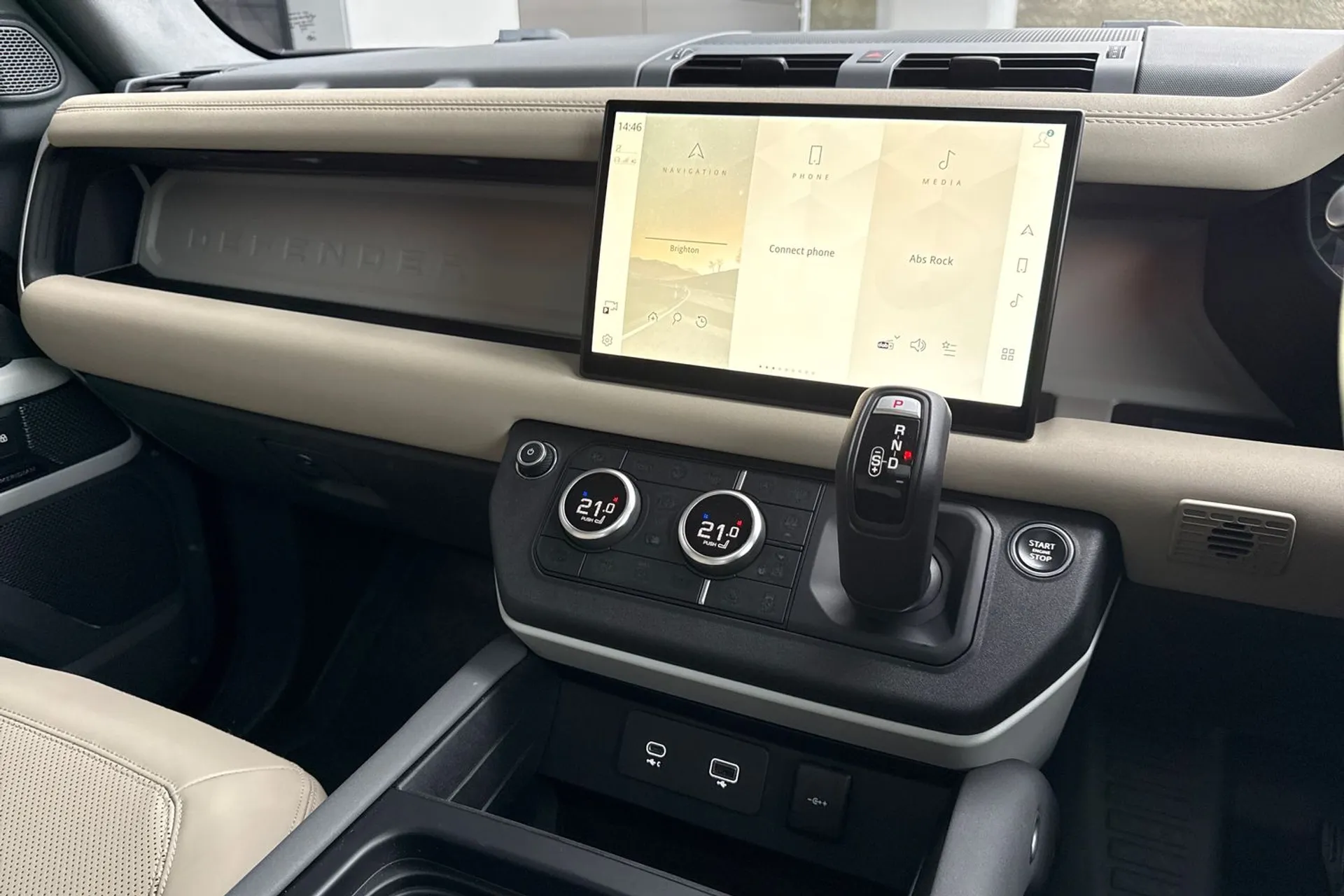 LAND ROVER Defender 110 thumbnail image number 51