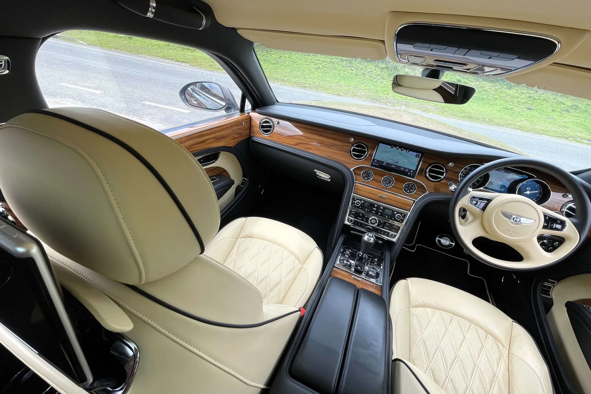 Bentley MULSANNE thumbnail image number 43