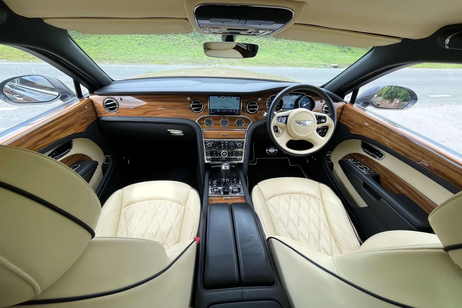 Bentley MULSANNE thumbnail image number 3