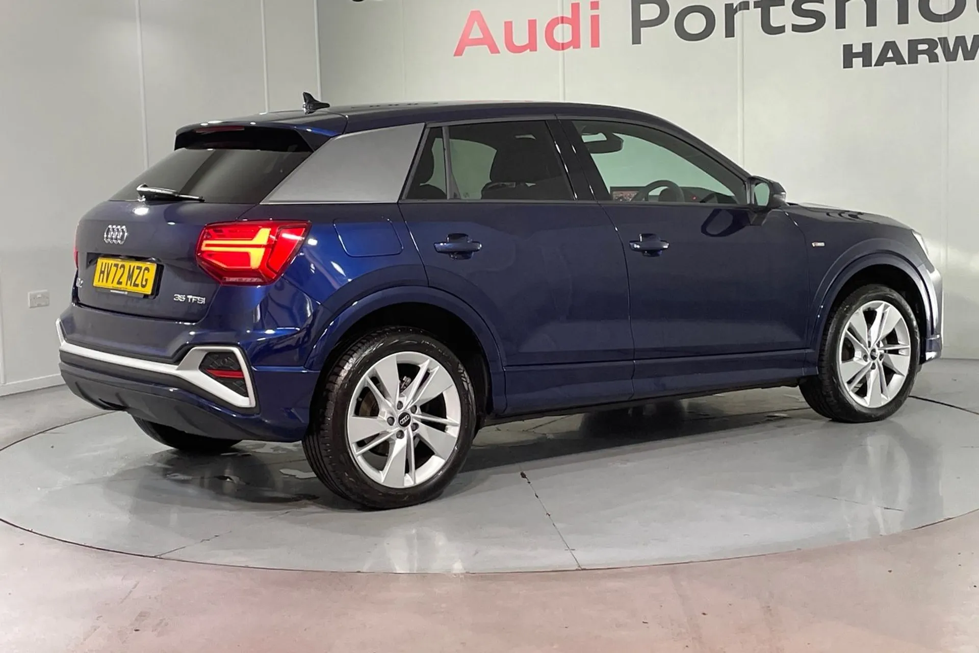 Audi Q2 thumbnail image number 12