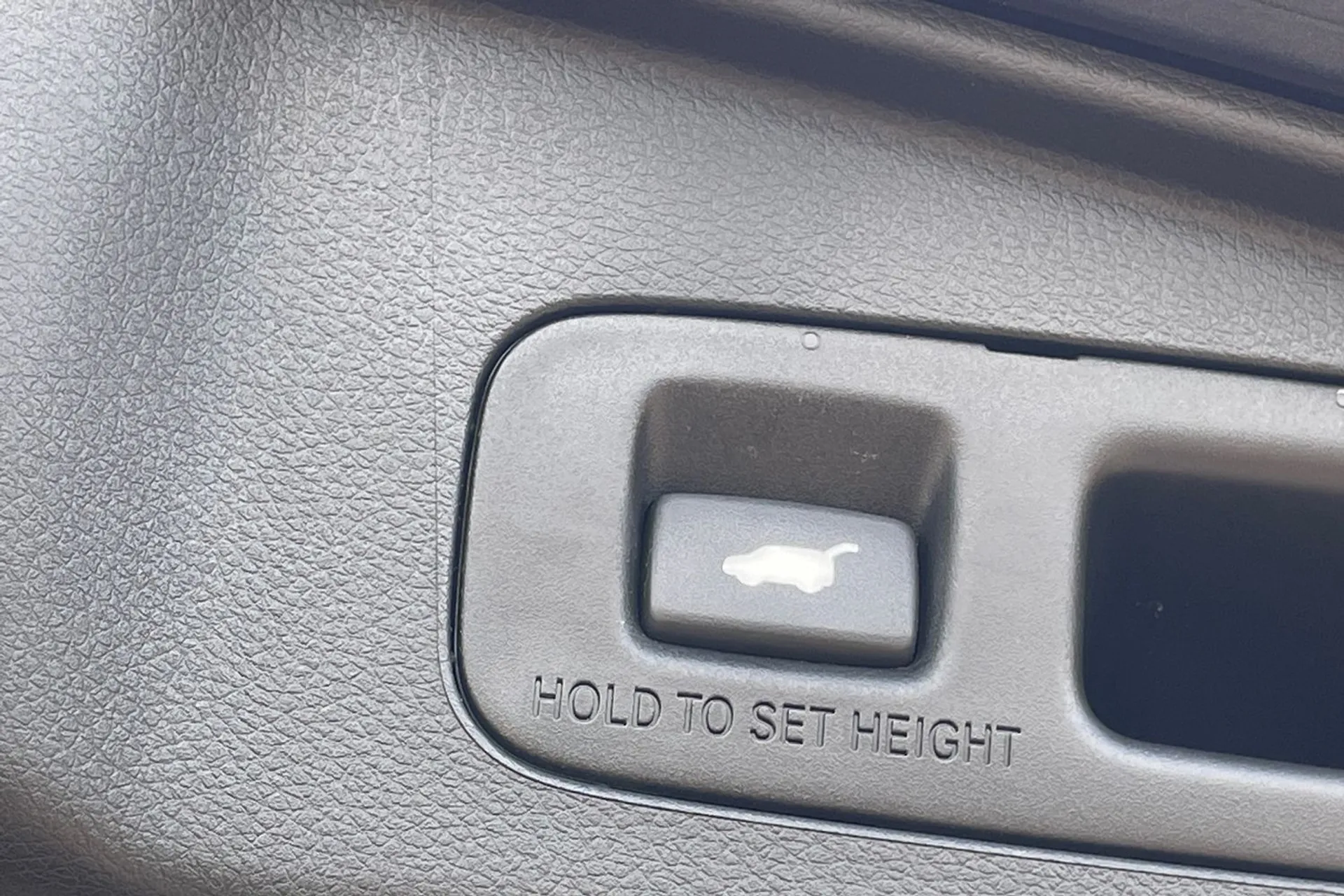 HONDA CR-V thumbnail image number 21