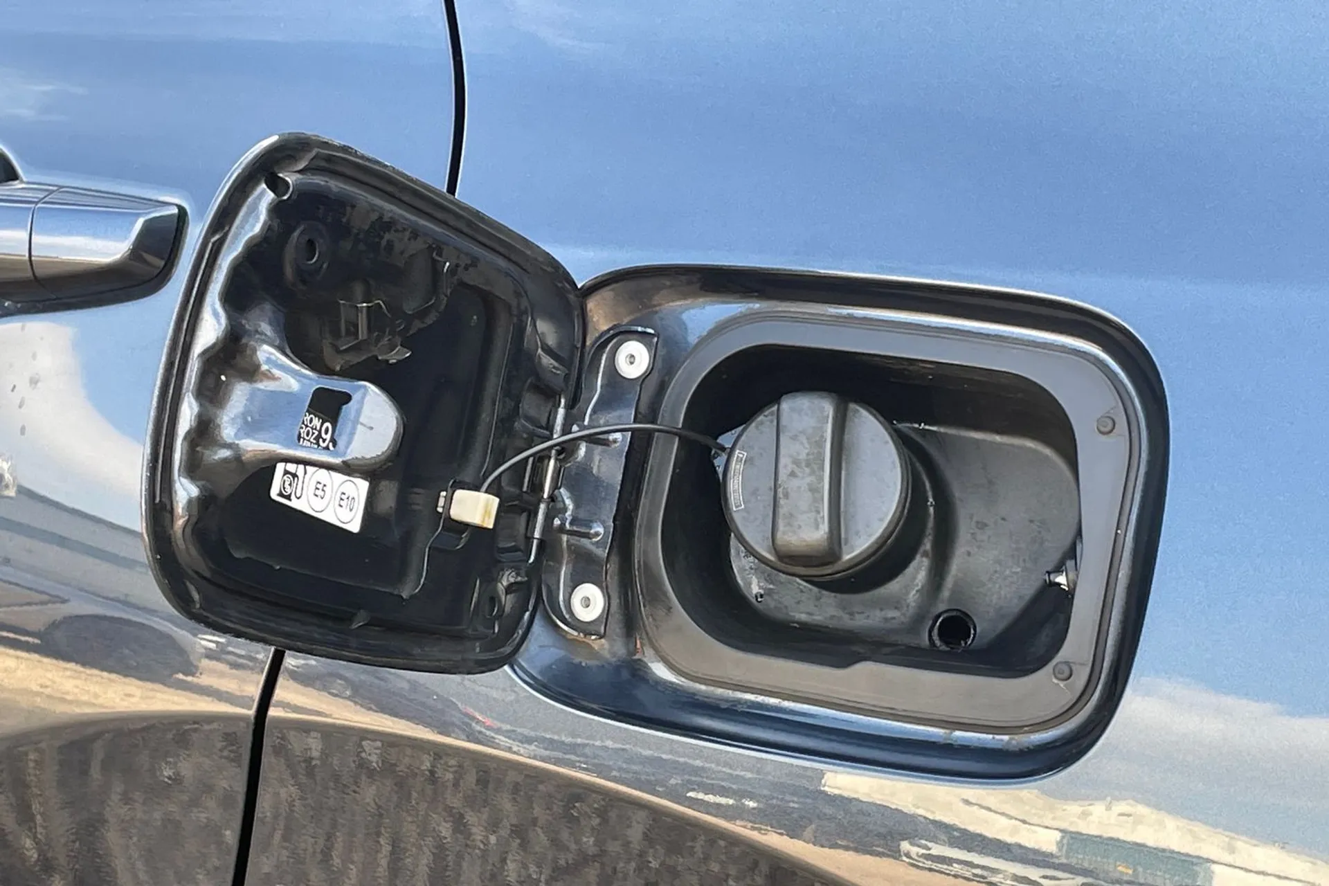 HONDA CR-V thumbnail image number 46