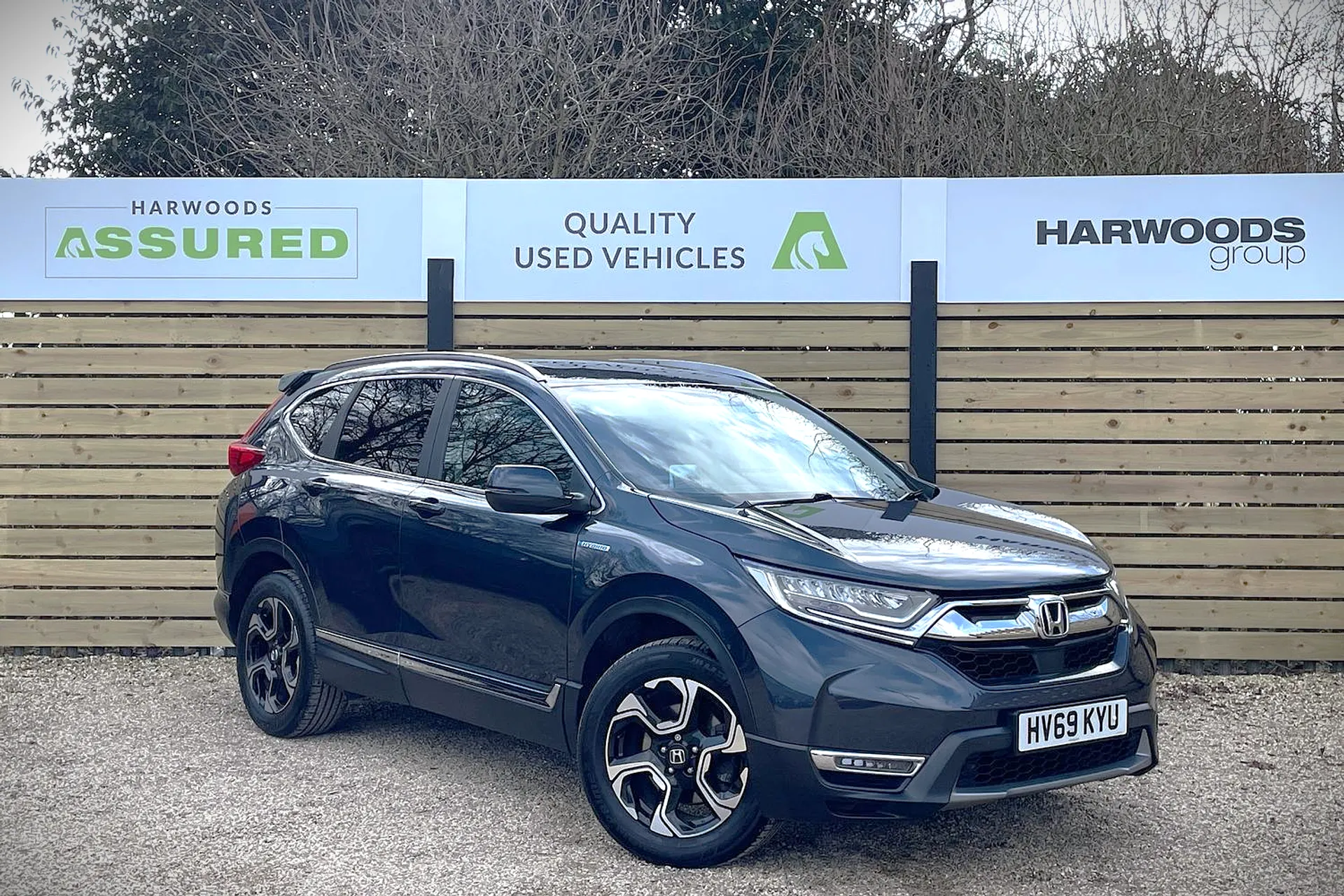 HONDA CR-V focused image