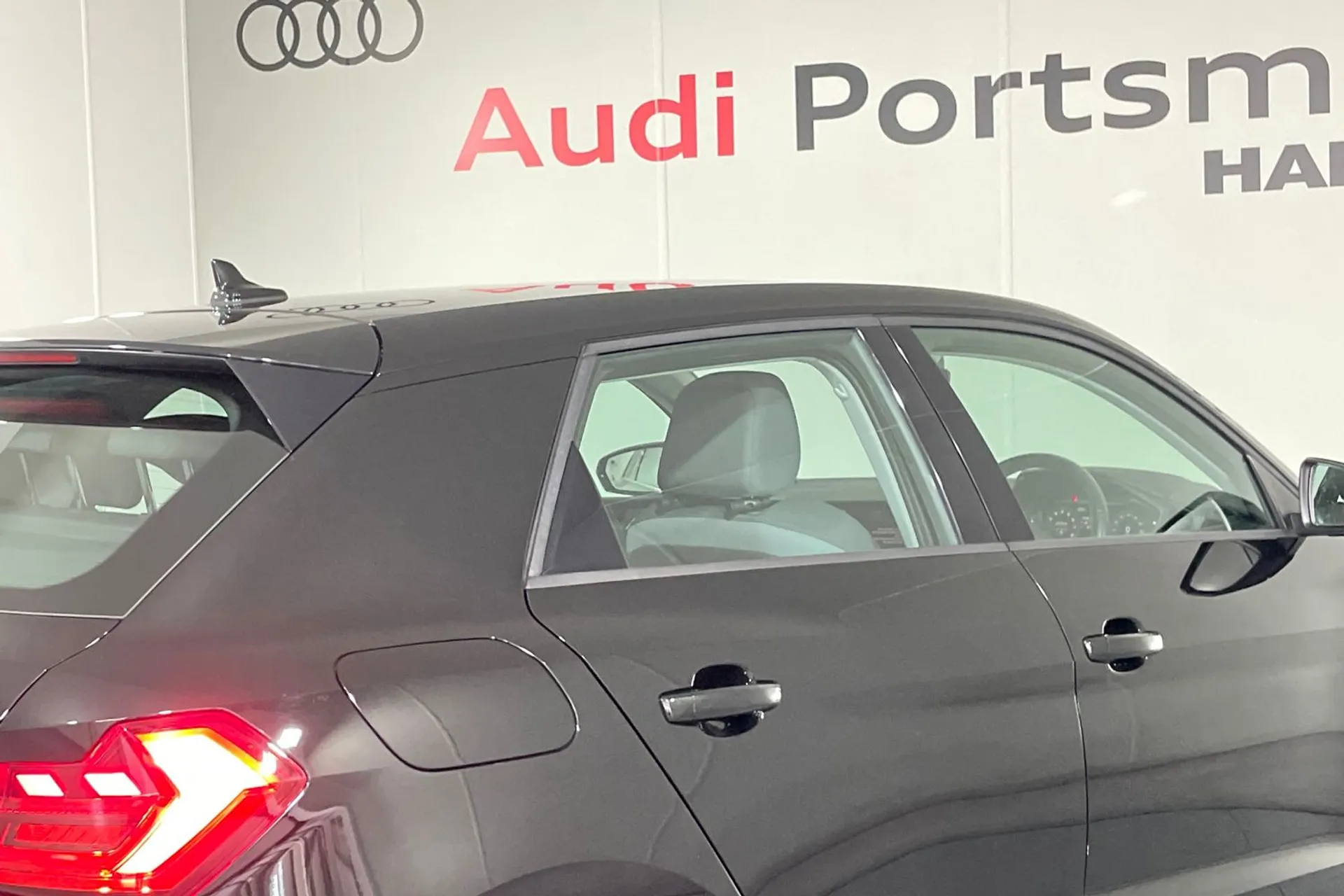 Audi A1 thumbnail image number 13