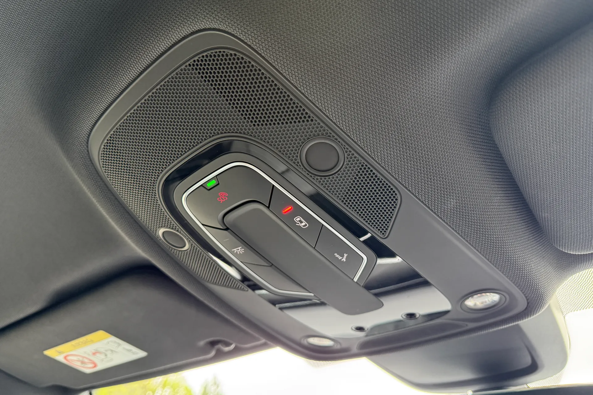 Audi A6 Saloon thumbnail image number 23