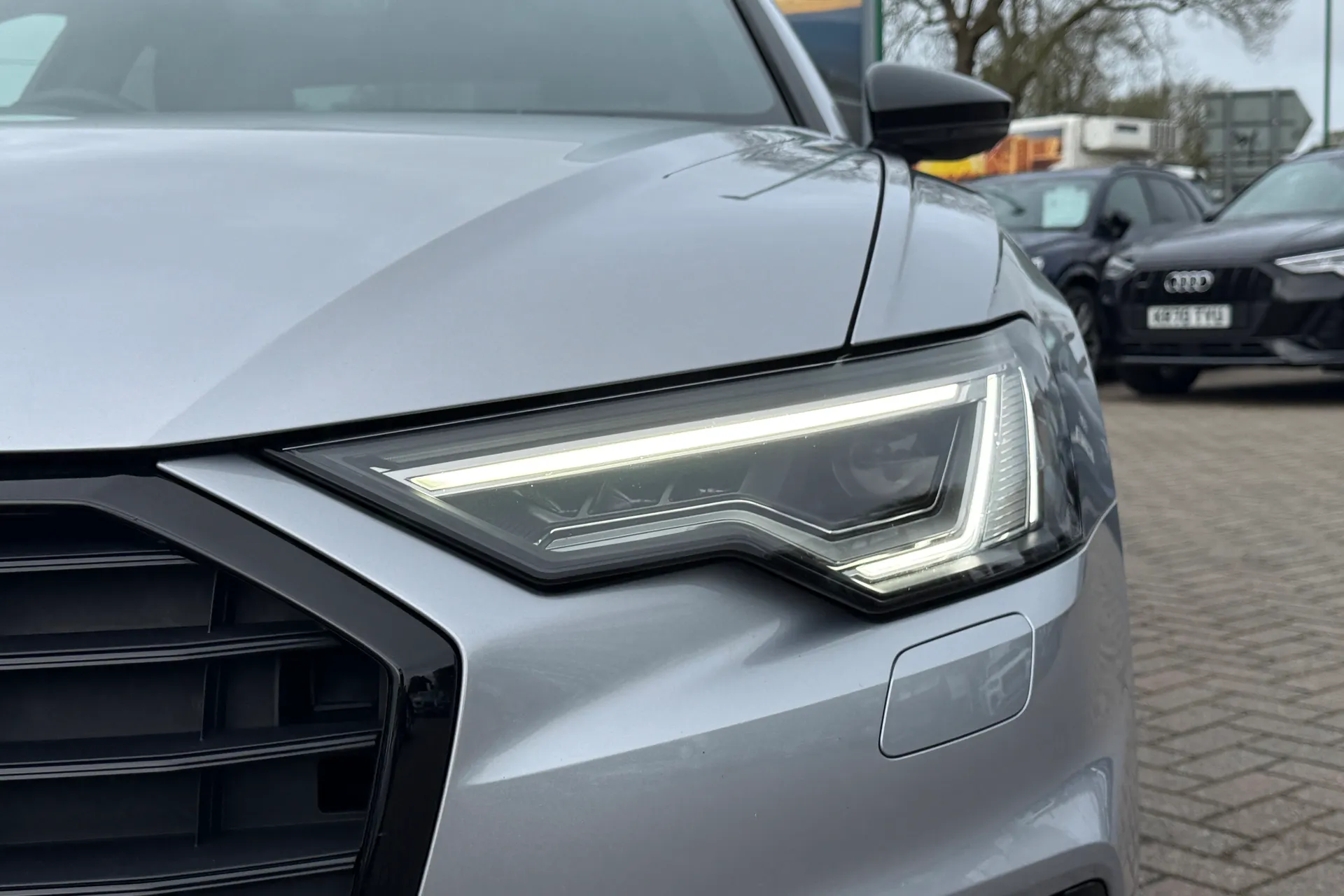 Audi A6 Saloon thumbnail image number 57