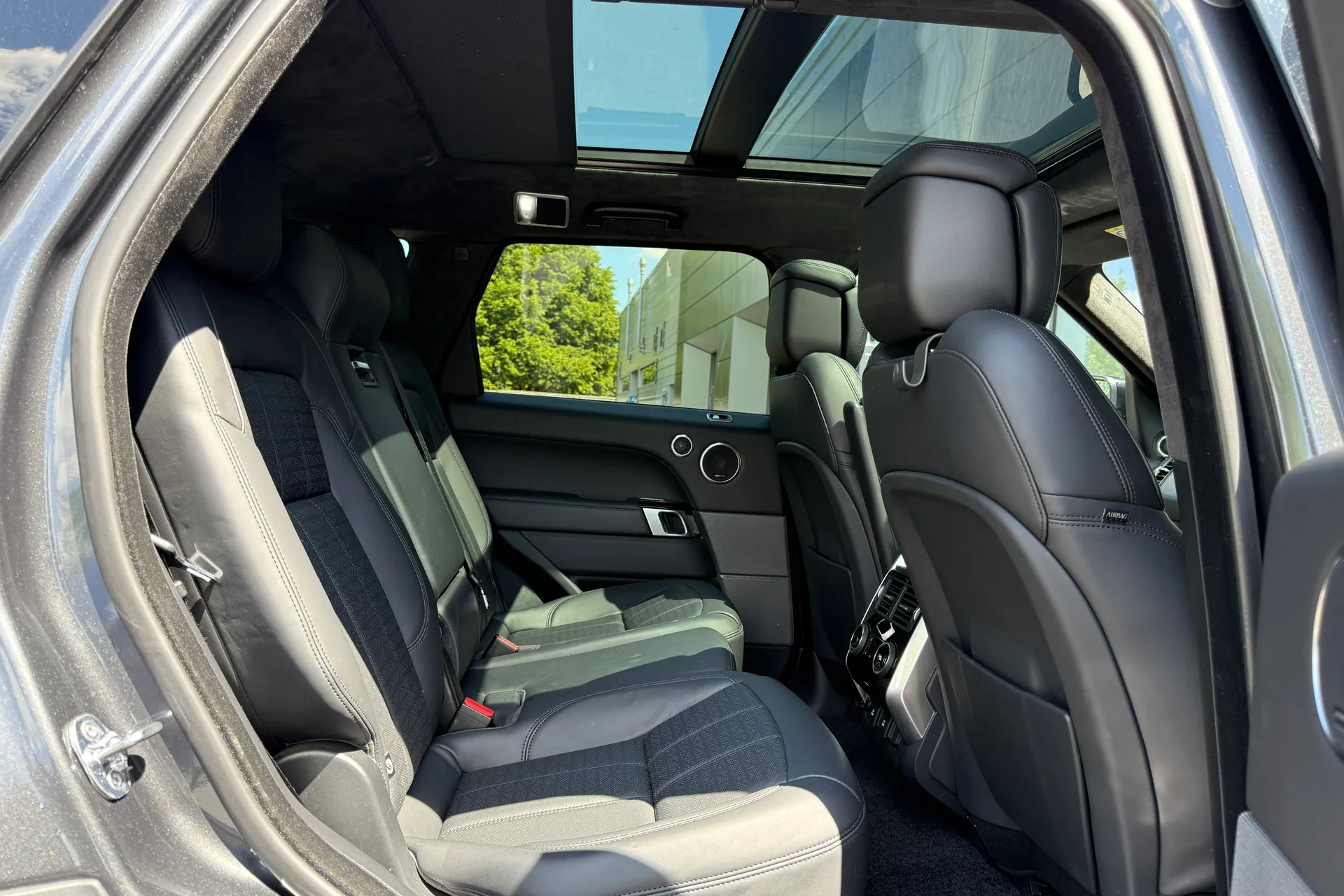 LAND ROVER RANGE ROVER SPORT thumbnail image number 25