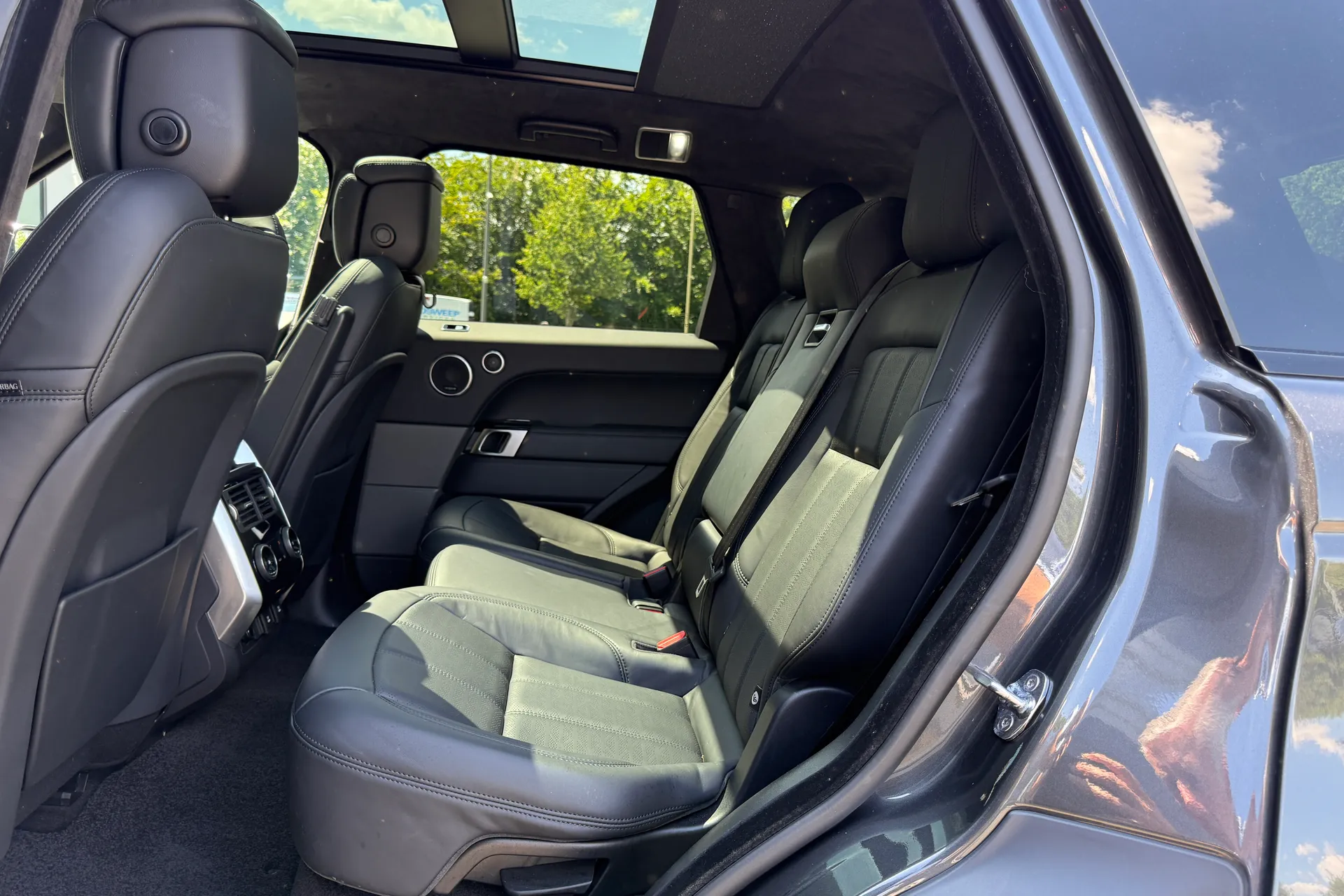 LAND ROVER RANGE ROVER SPORT thumbnail image number 33
