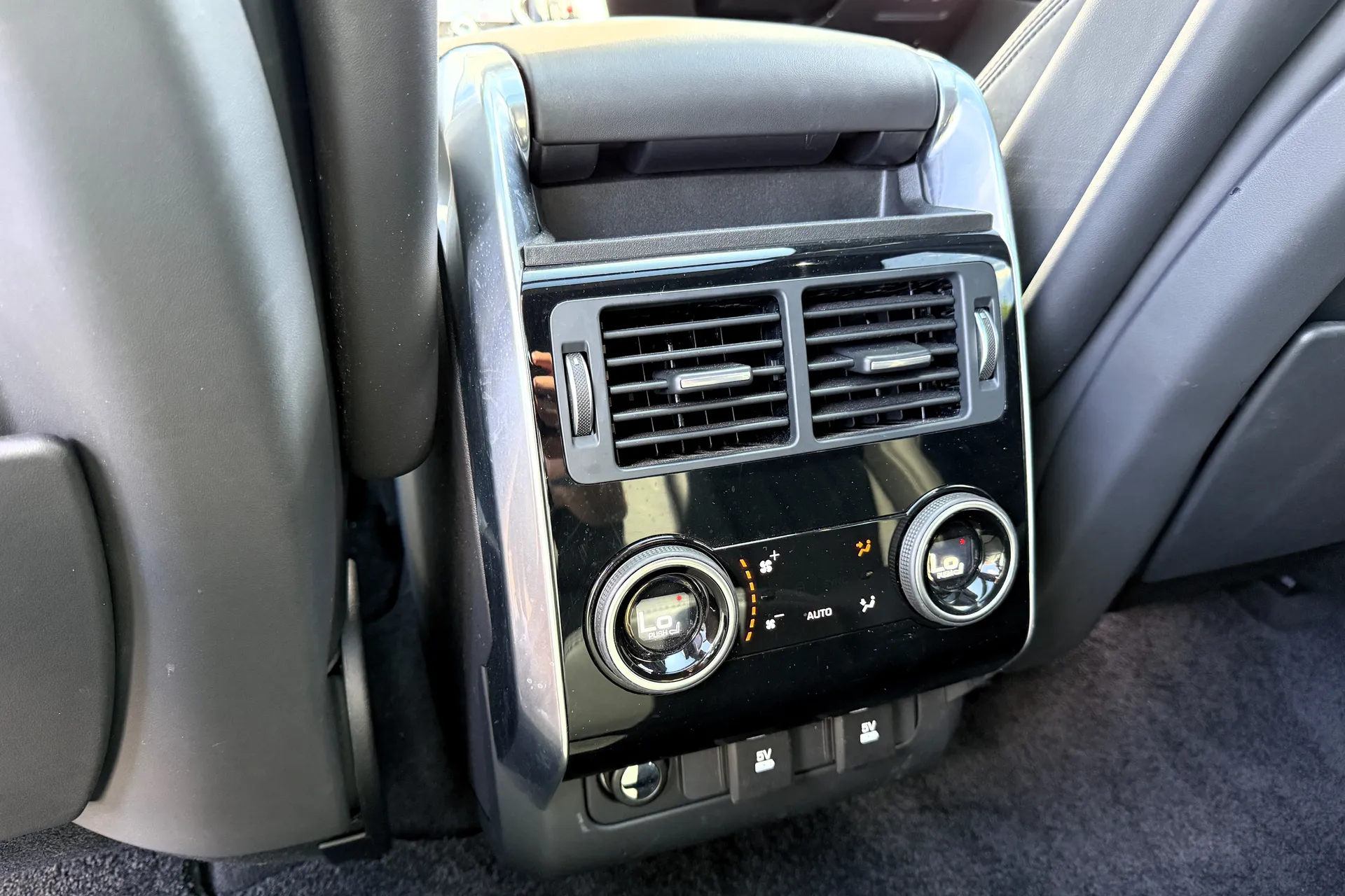 LAND ROVER RANGE ROVER SPORT thumbnail image number 34