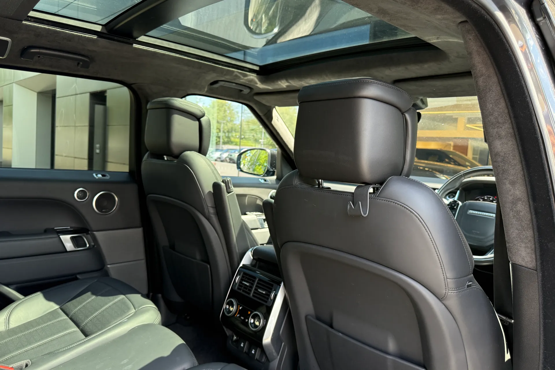 LAND ROVER RANGE ROVER SPORT thumbnail image number 26