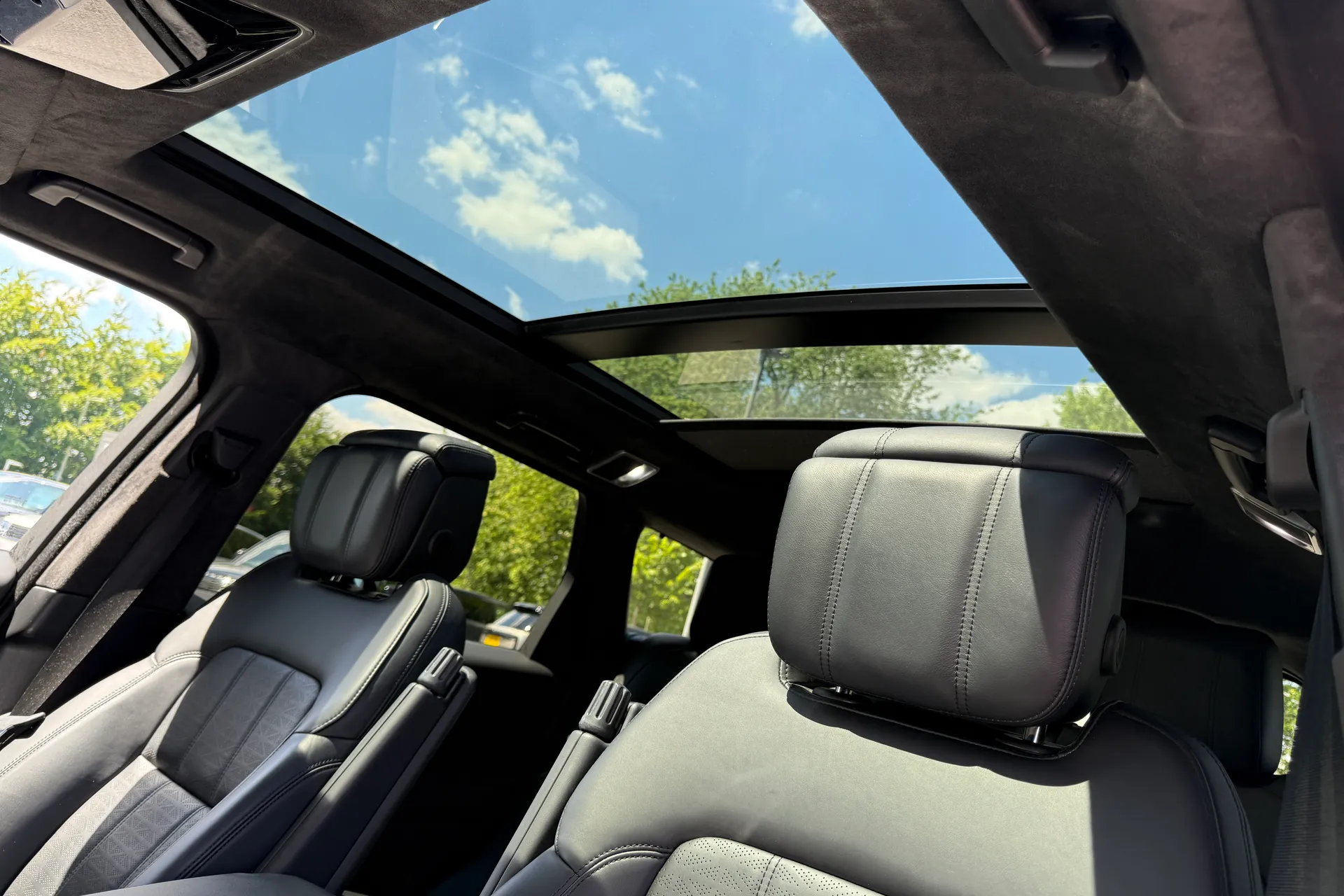 LAND ROVER RANGE ROVER SPORT thumbnail image number 4