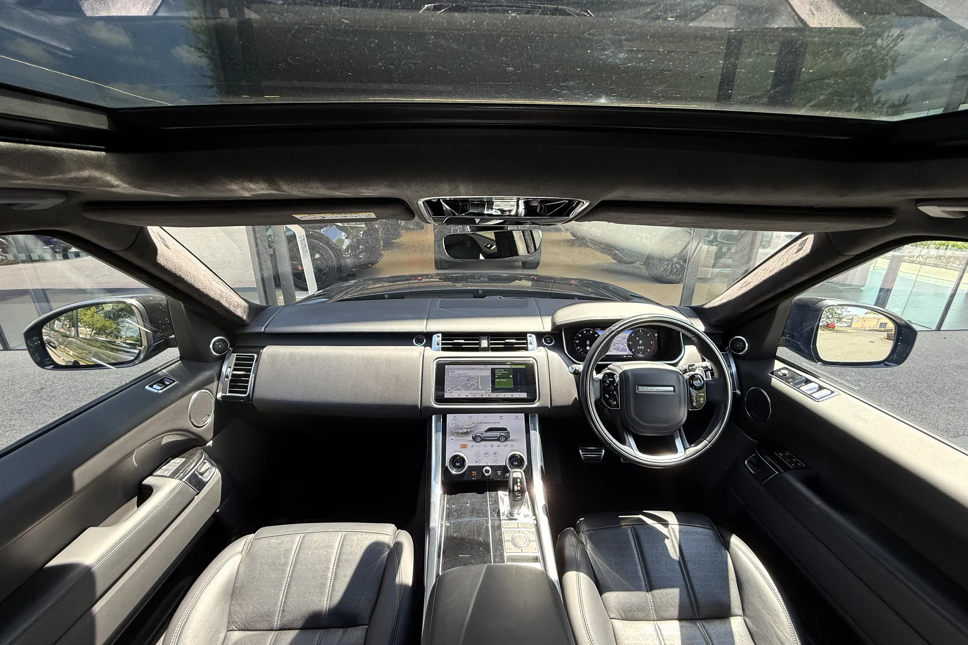 LAND ROVER RANGE ROVER SPORT thumbnail image number 3