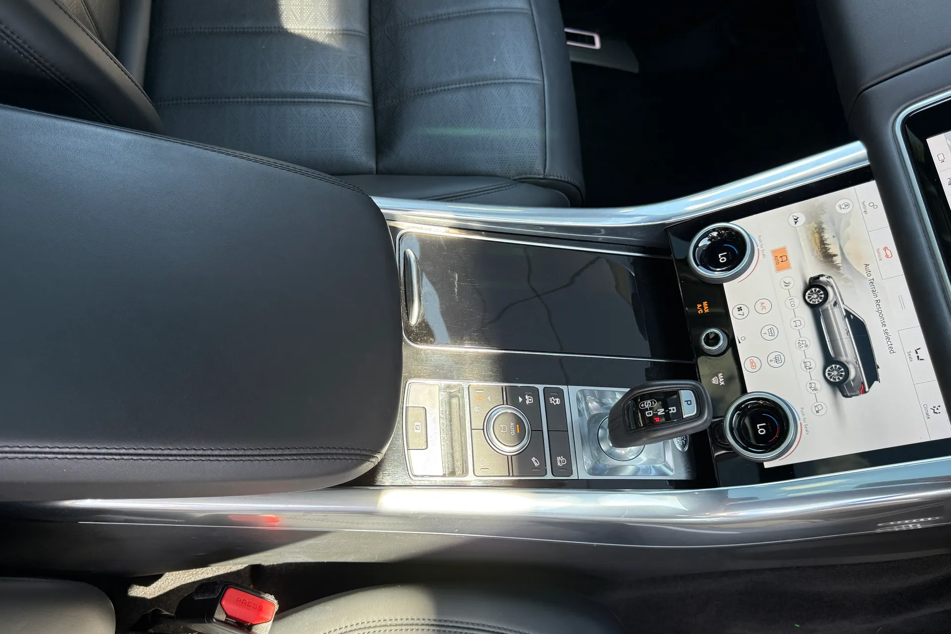LAND ROVER RANGE ROVER SPORT thumbnail image number 46