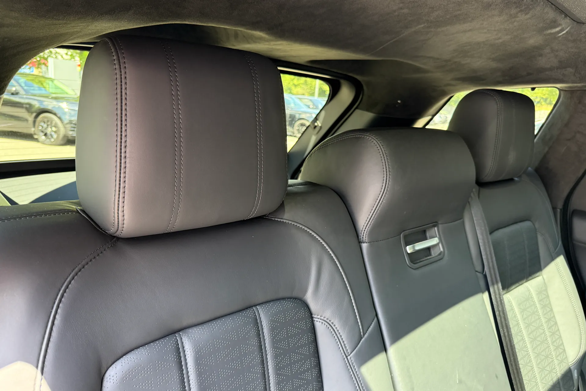 LAND ROVER RANGE ROVER SPORT thumbnail image number 28
