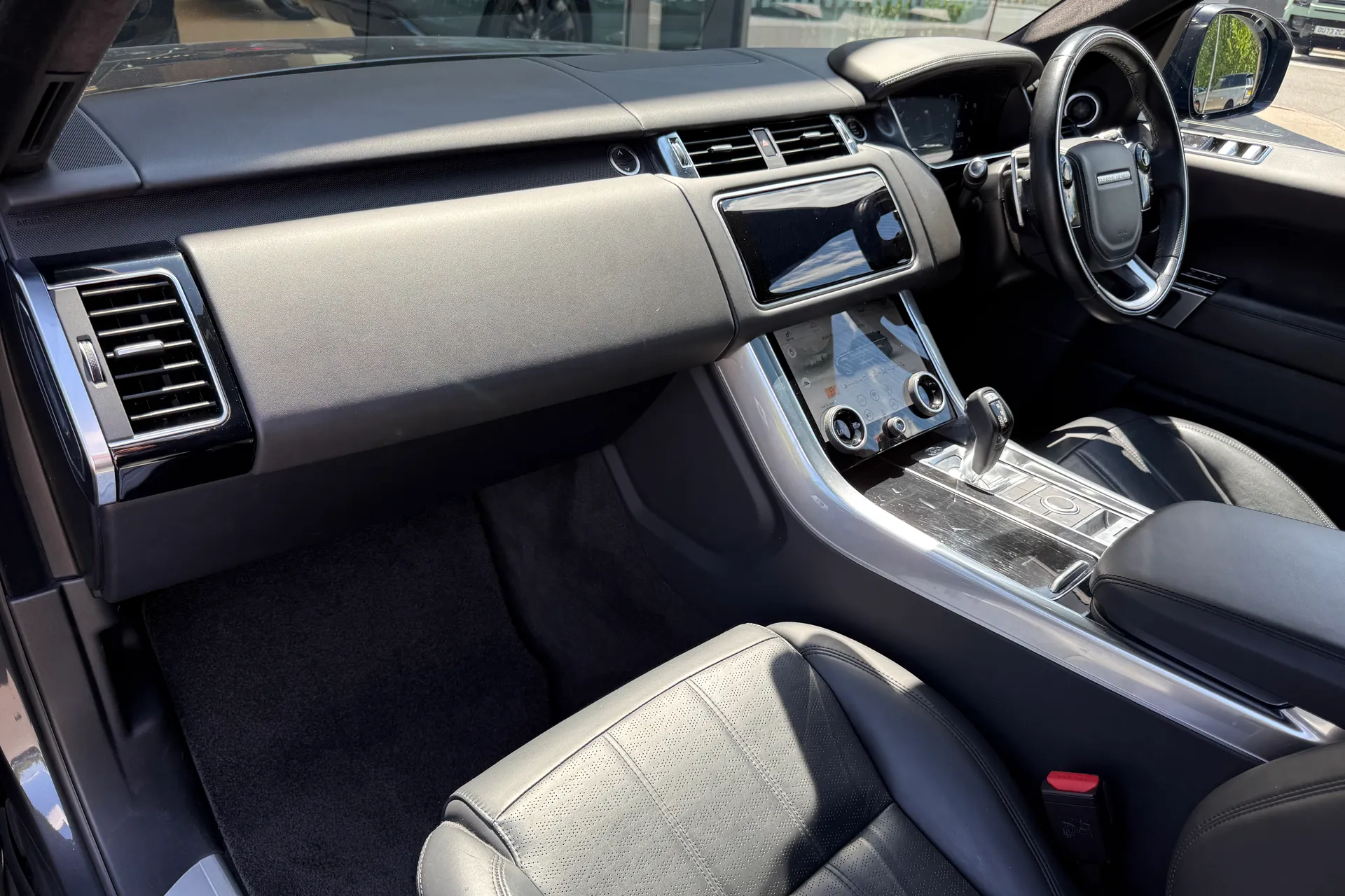 LAND ROVER RANGE ROVER SPORT thumbnail image number 31