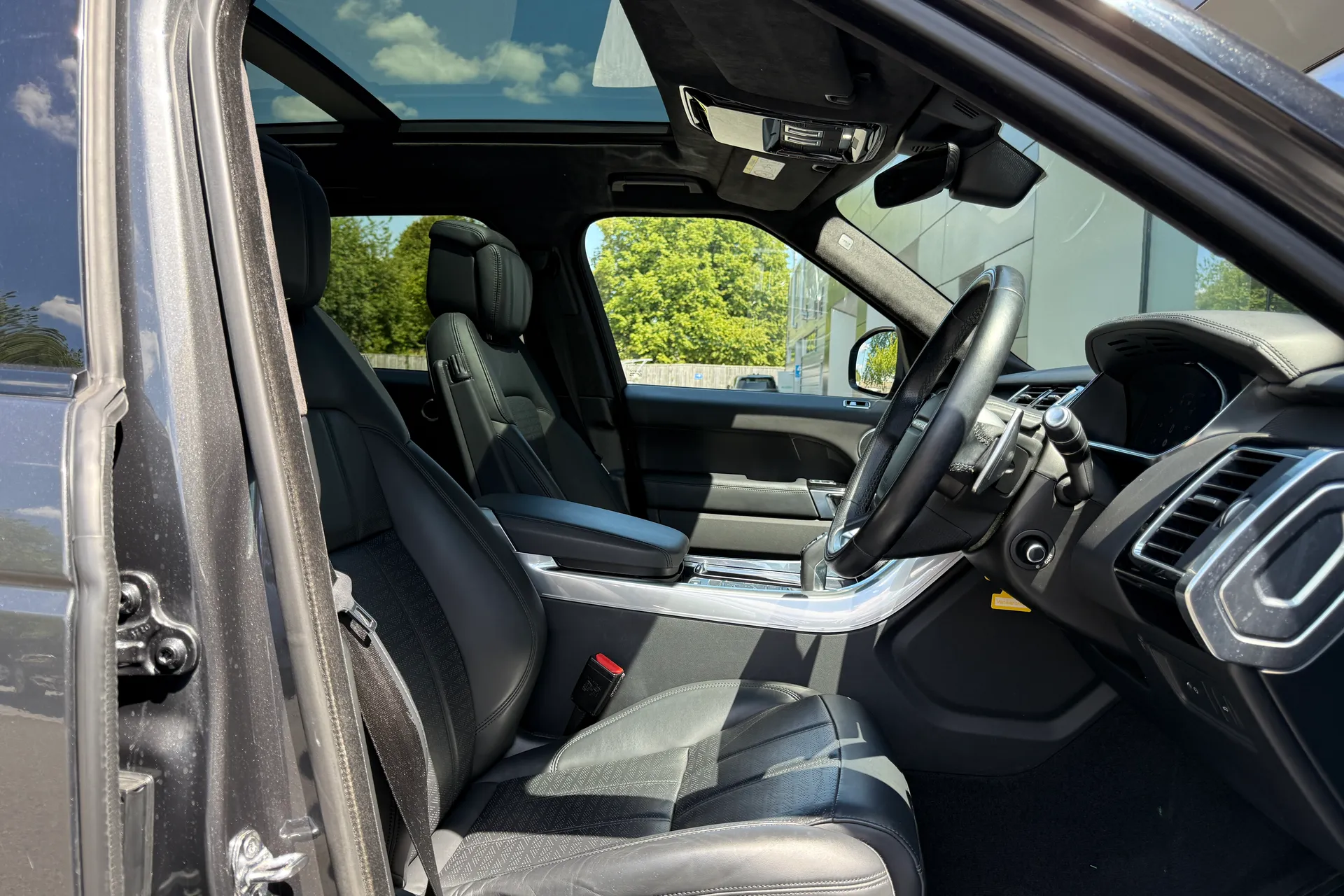 LAND ROVER RANGE ROVER SPORT thumbnail image number 29