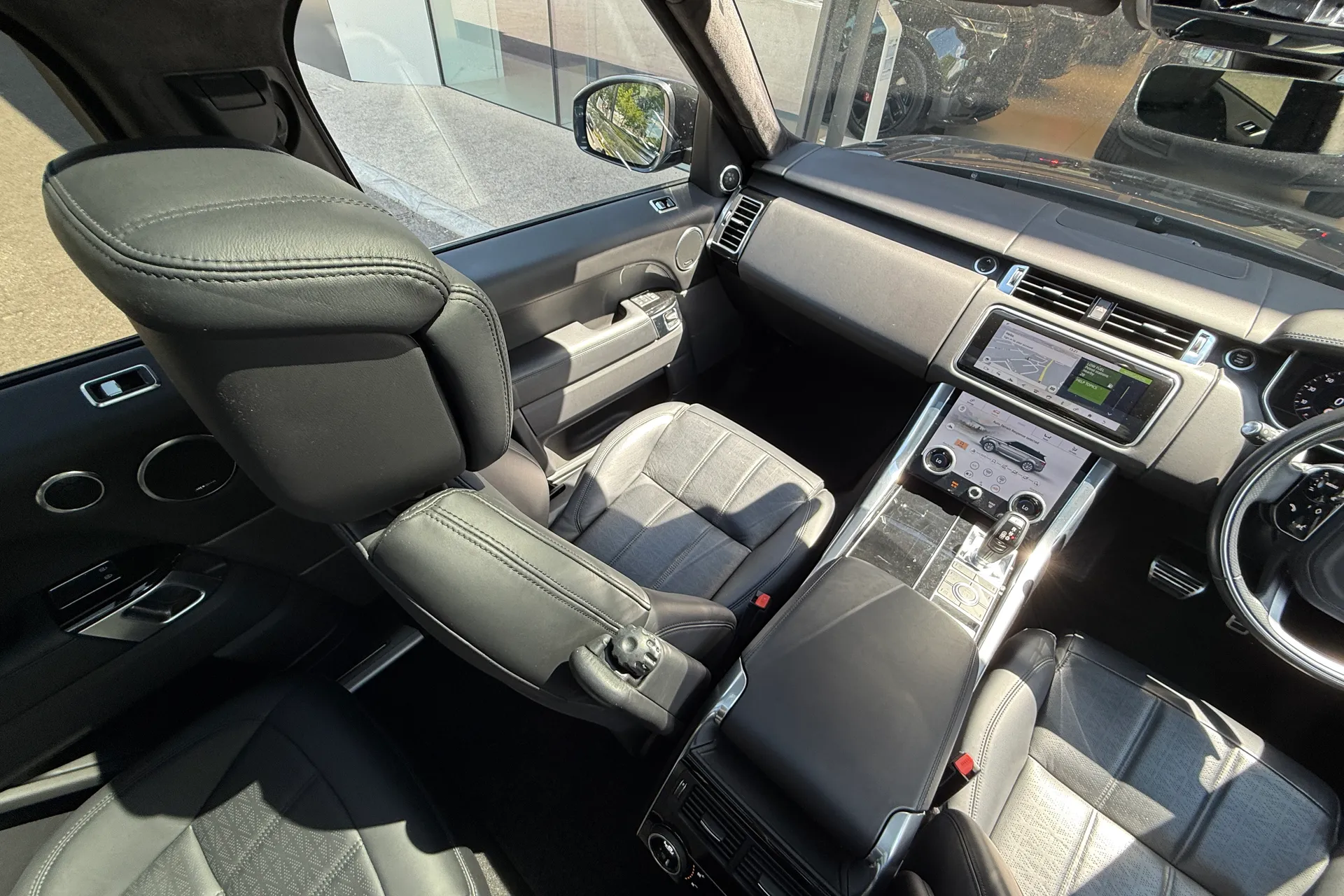 LAND ROVER RANGE ROVER SPORT thumbnail image number 38