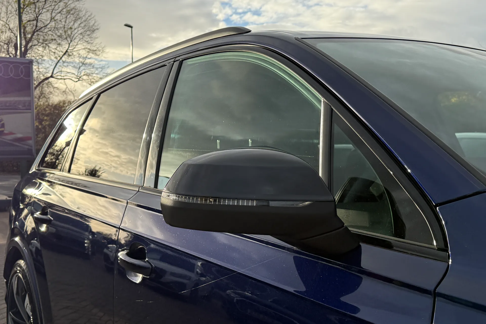 Audi Q7 thumbnail image number 49