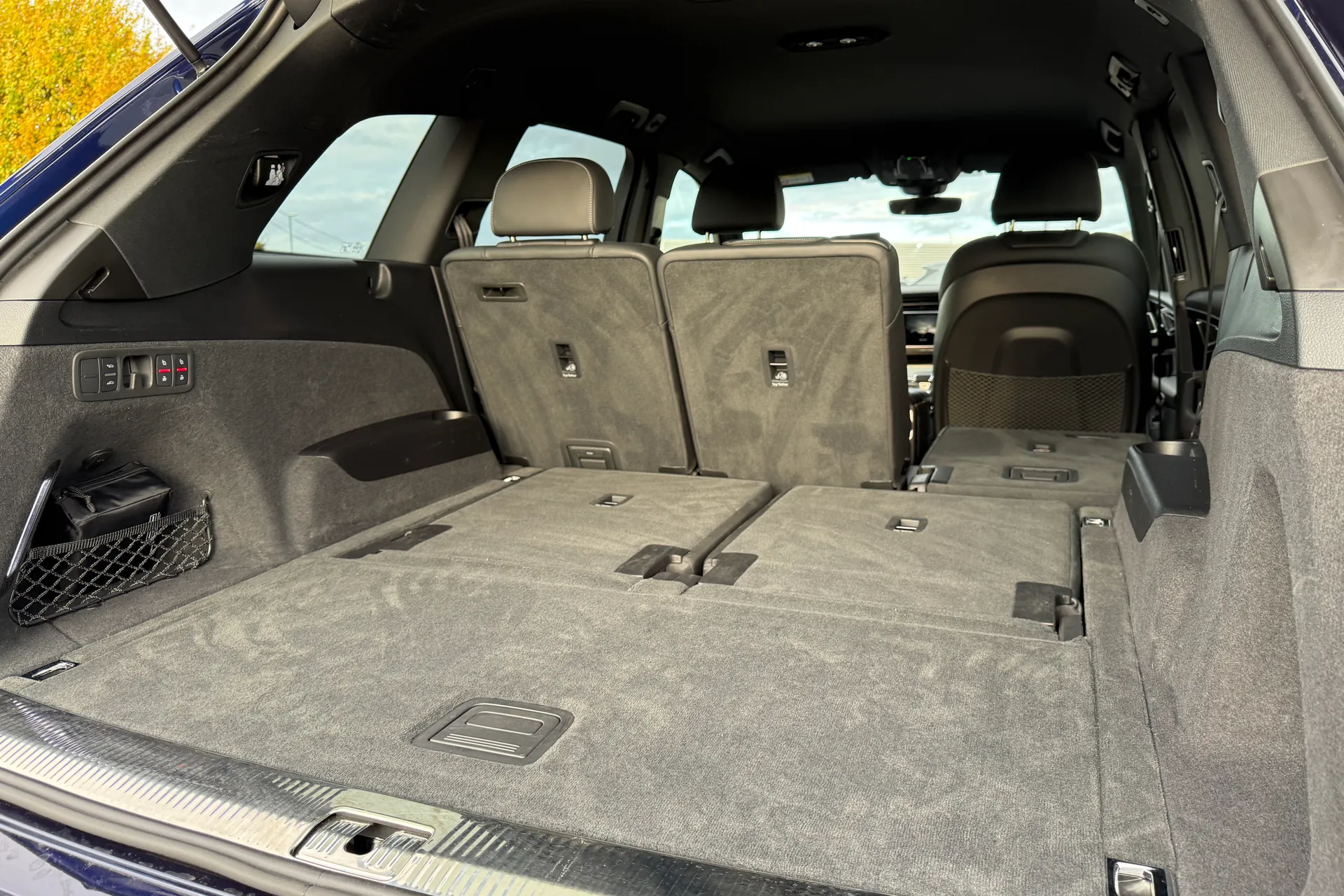 Audi Q7 thumbnail image number 36