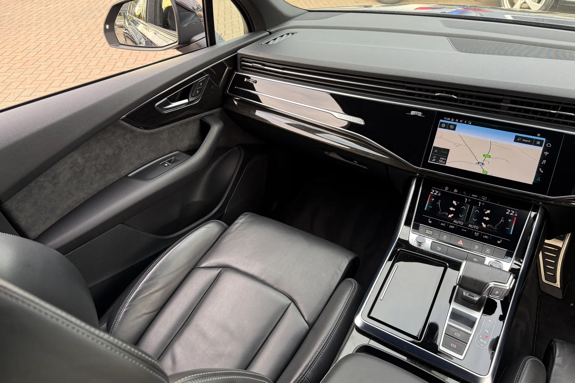 Audi Q7 thumbnail image number 39