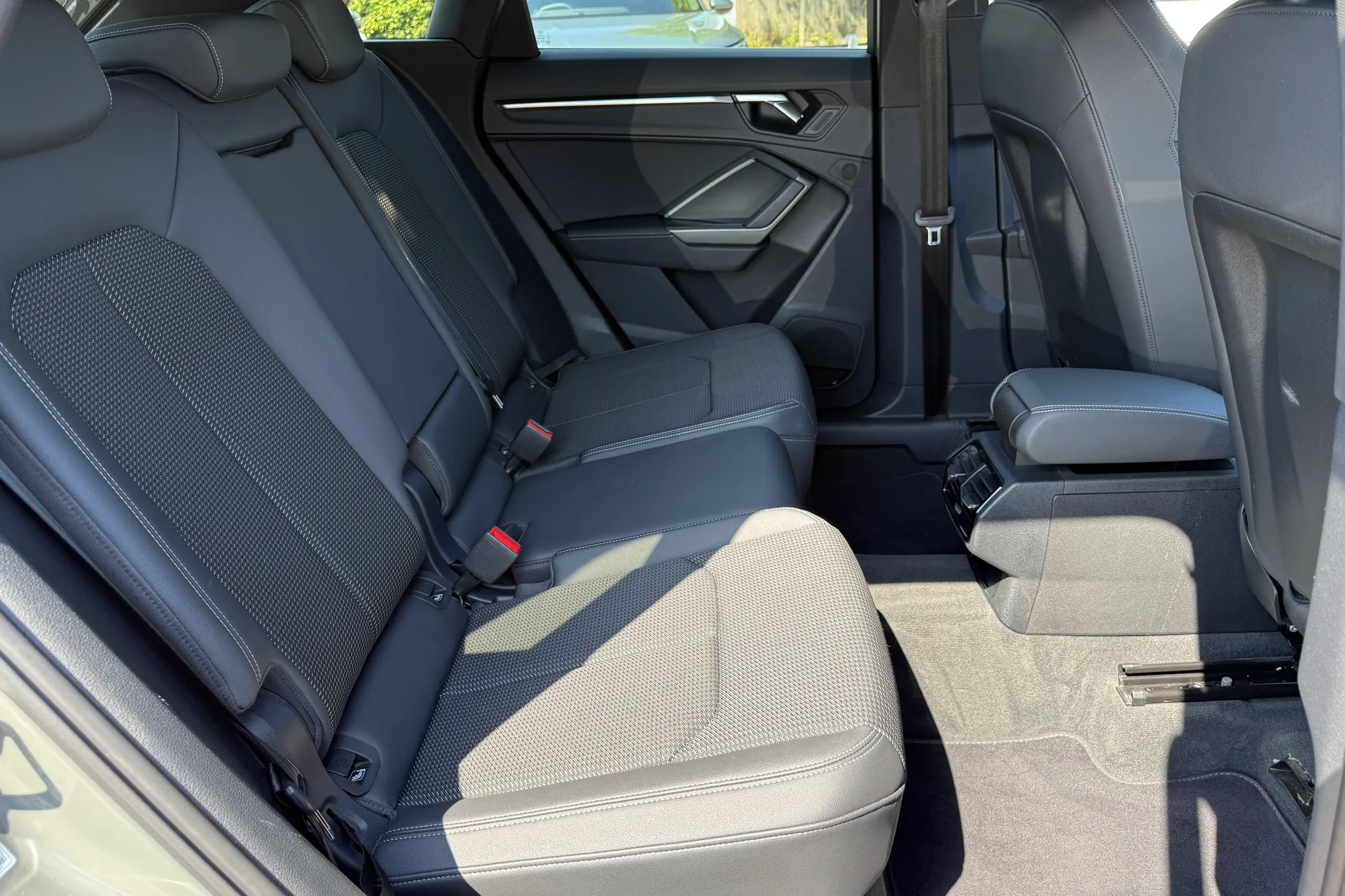 Audi Q3 thumbnail image number 47
