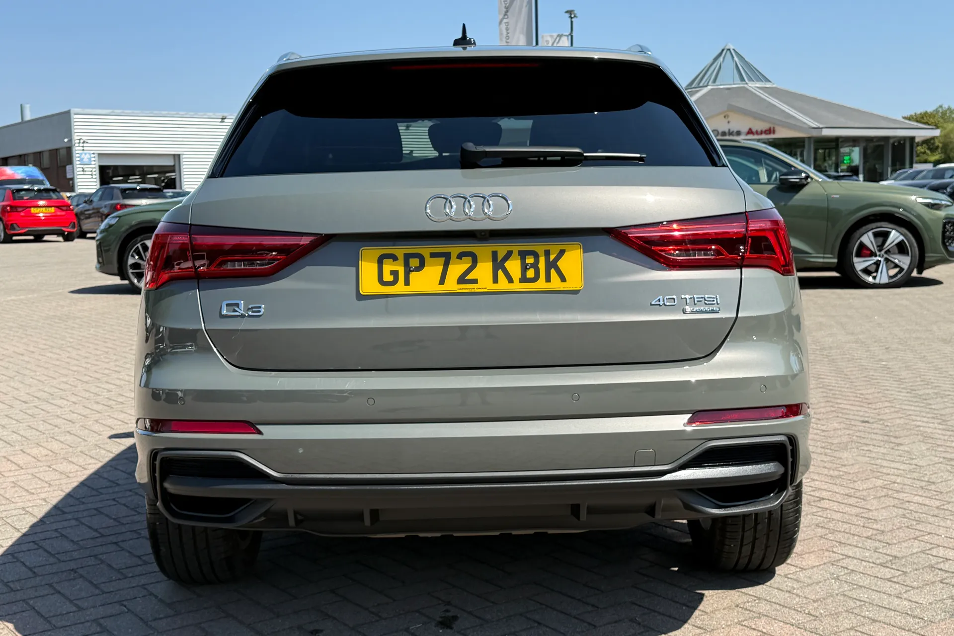 Audi Q3 thumbnail image number 35