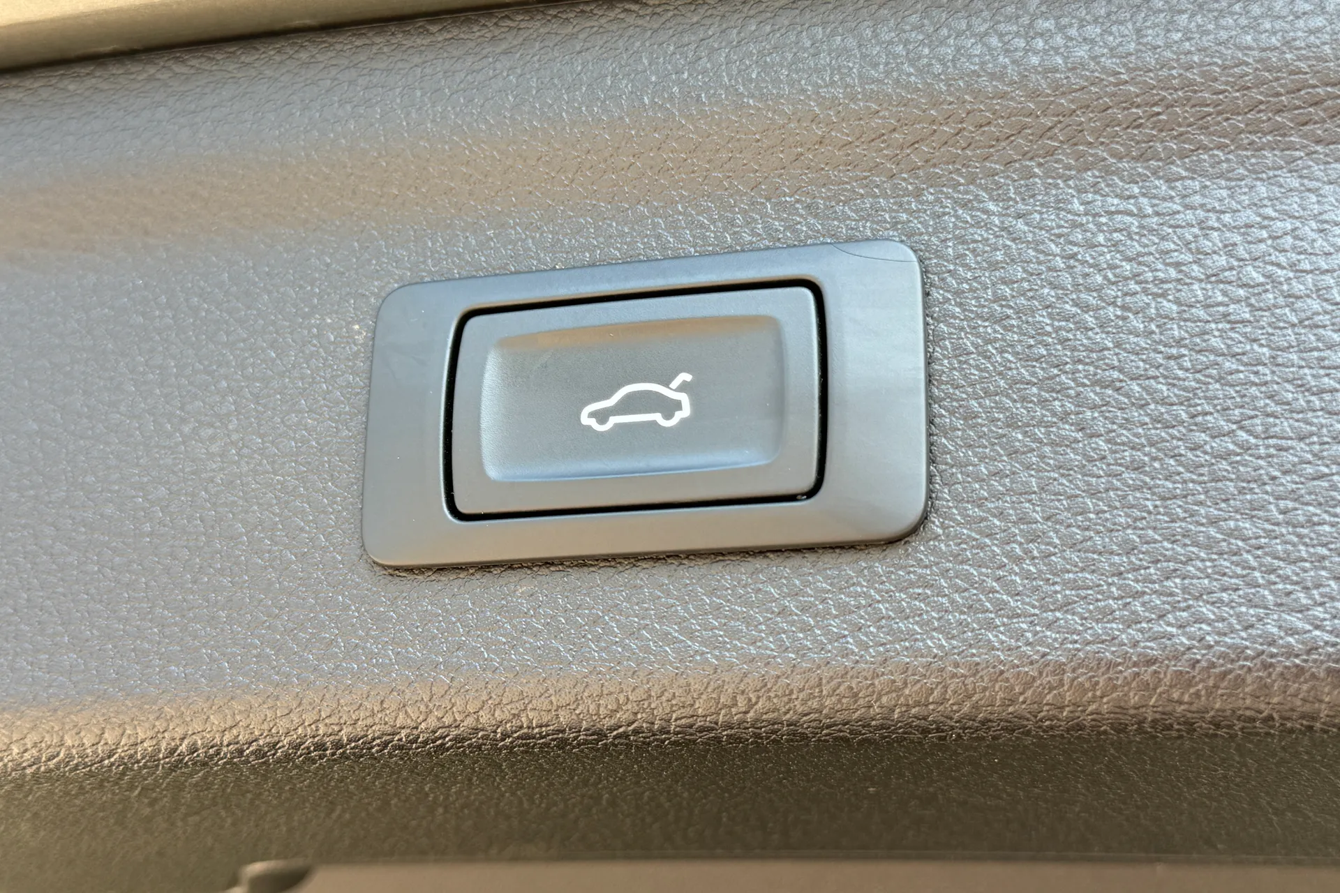 Audi Q3 thumbnail image number 39