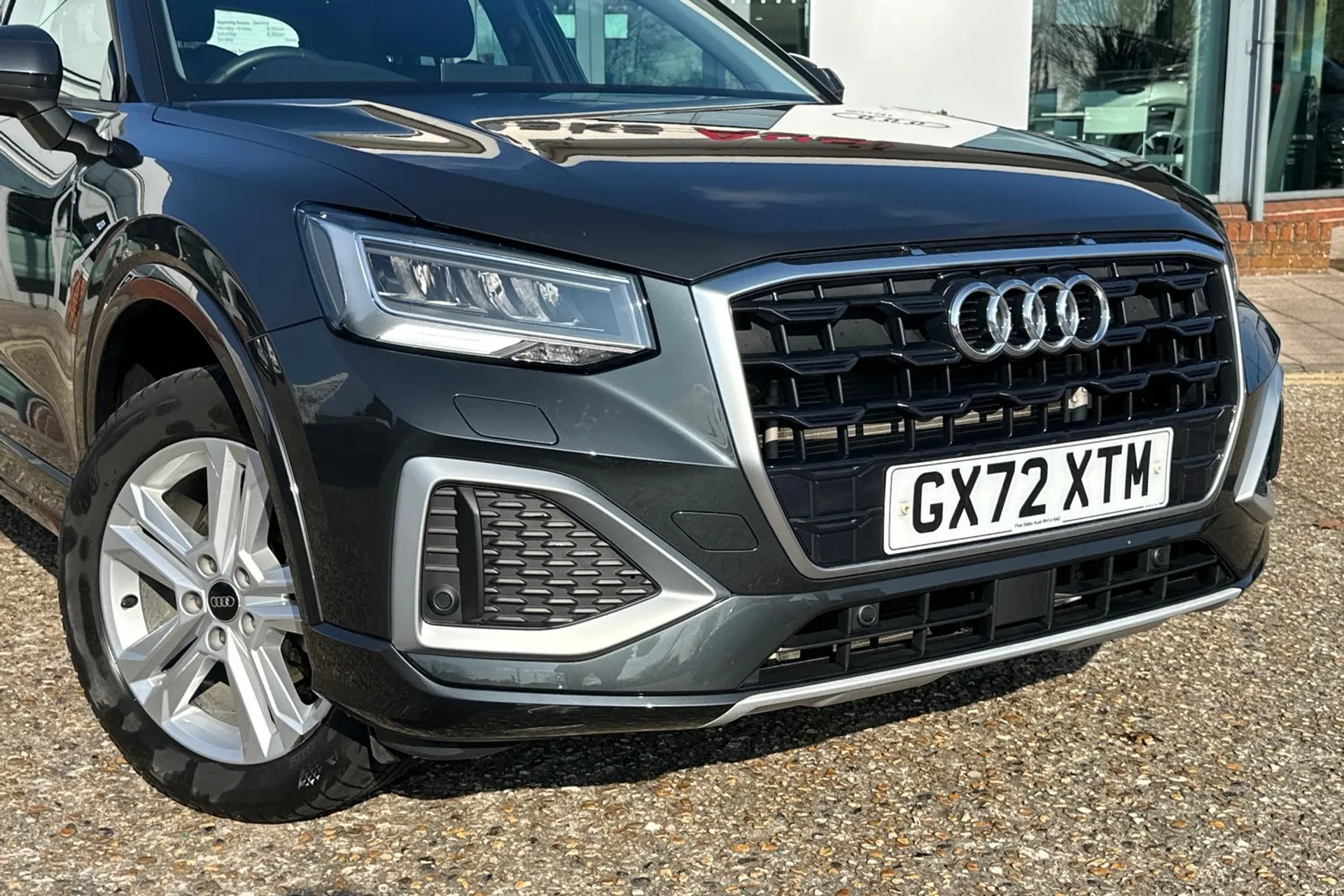 Audi Q2 thumbnail image number 14