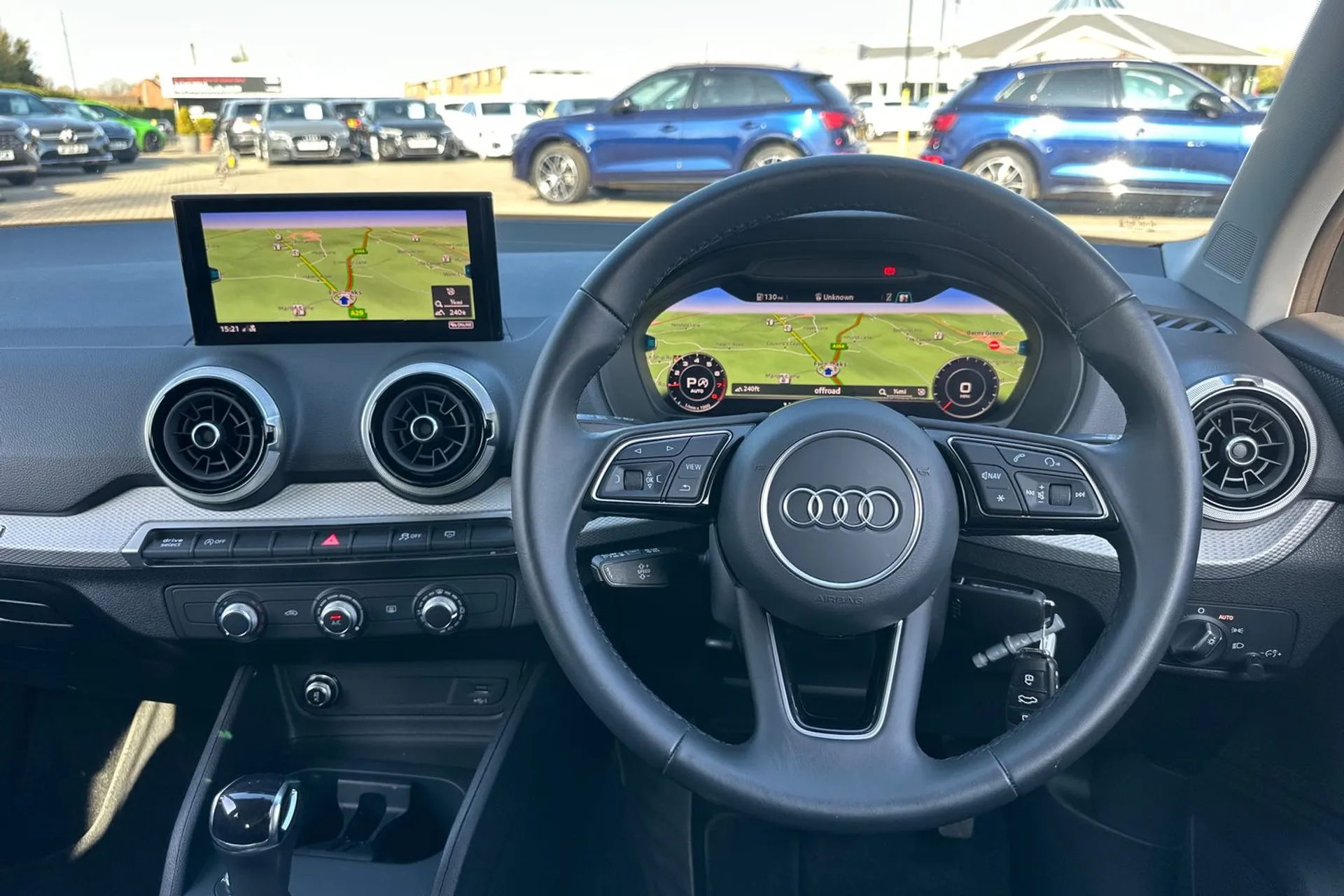 Audi Q2 thumbnail image number 36