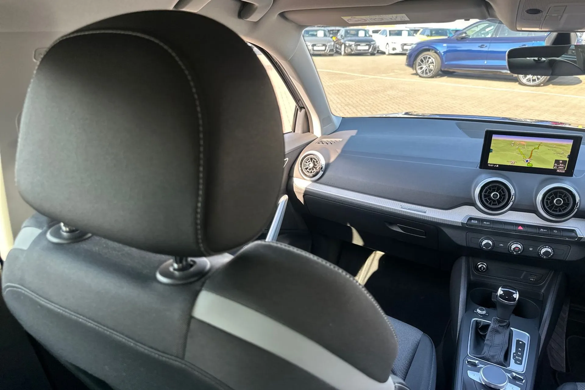 Audi Q2 thumbnail image number 34