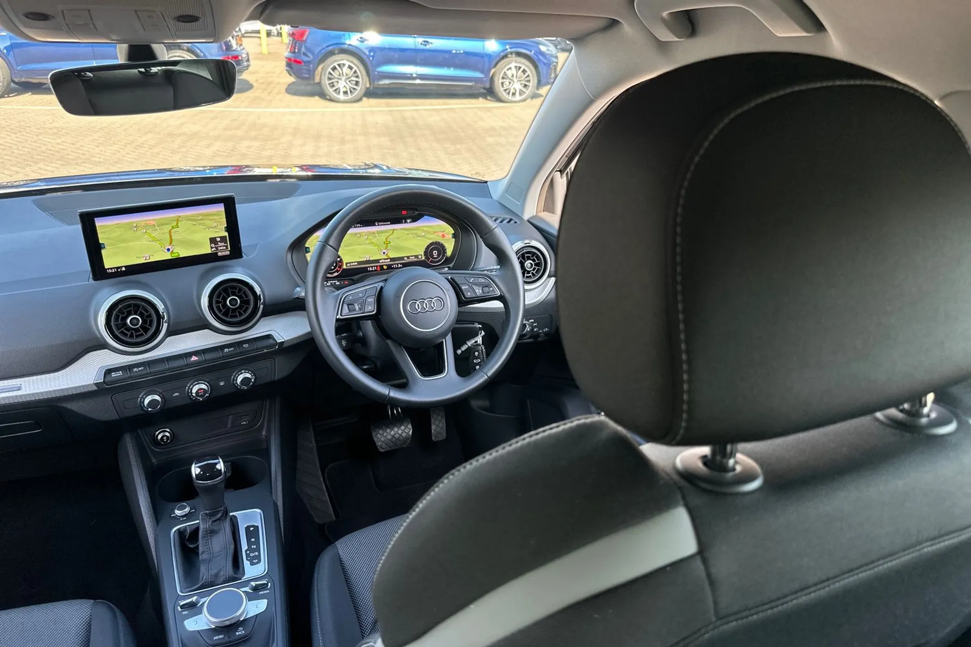 Audi Q2 thumbnail image number 35