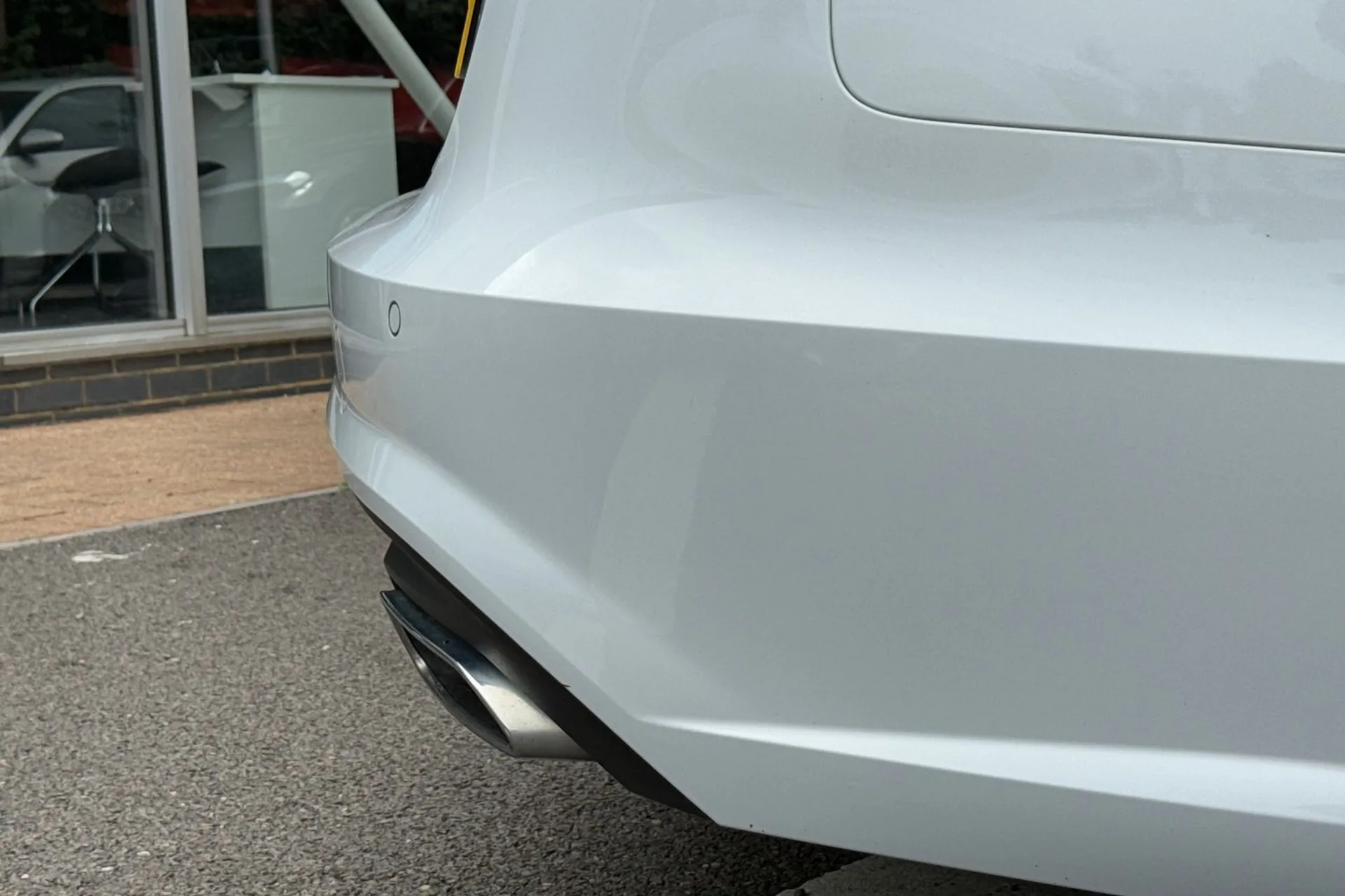 Audi A6 thumbnail image number 16