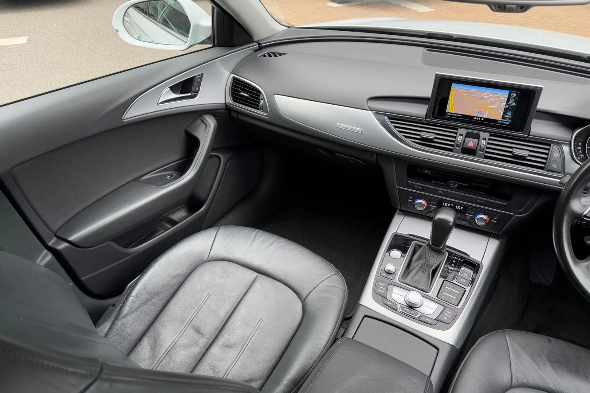 Audi A6 thumbnail image number 33