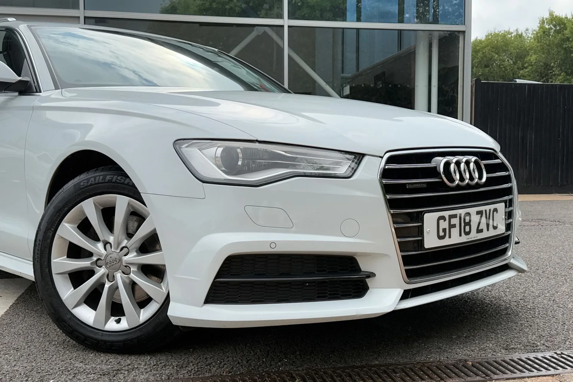 Audi A6 thumbnail image number 3
