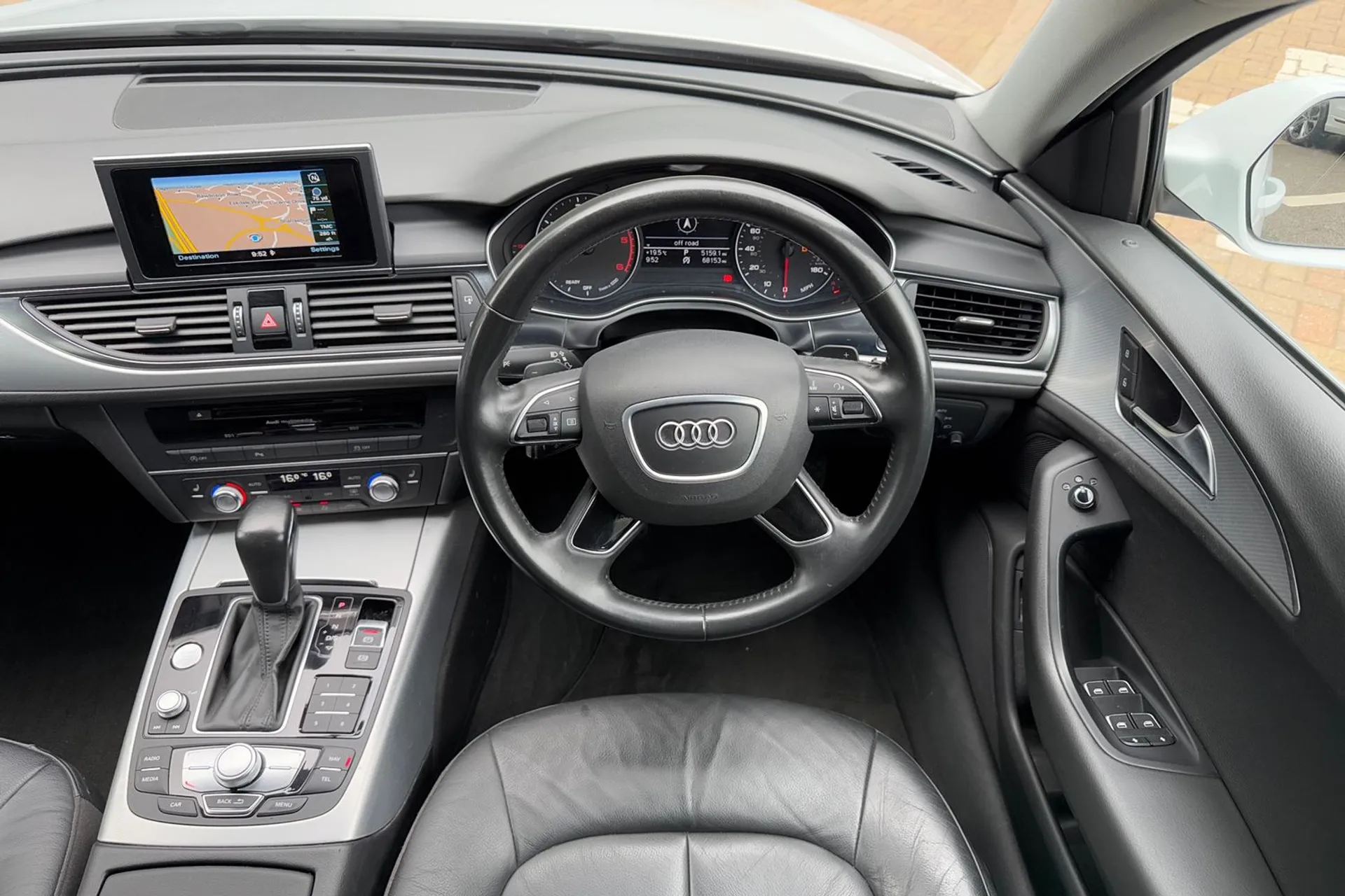 Audi A6 thumbnail image number 35