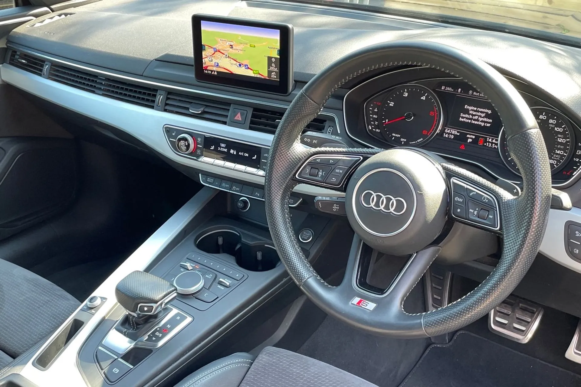 Audi A5 thumbnail image number 28