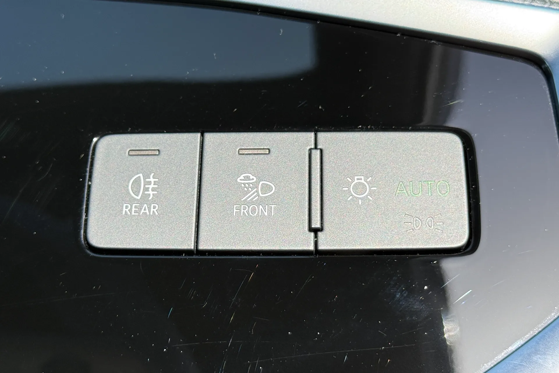 Audi Q3 thumbnail image number 19