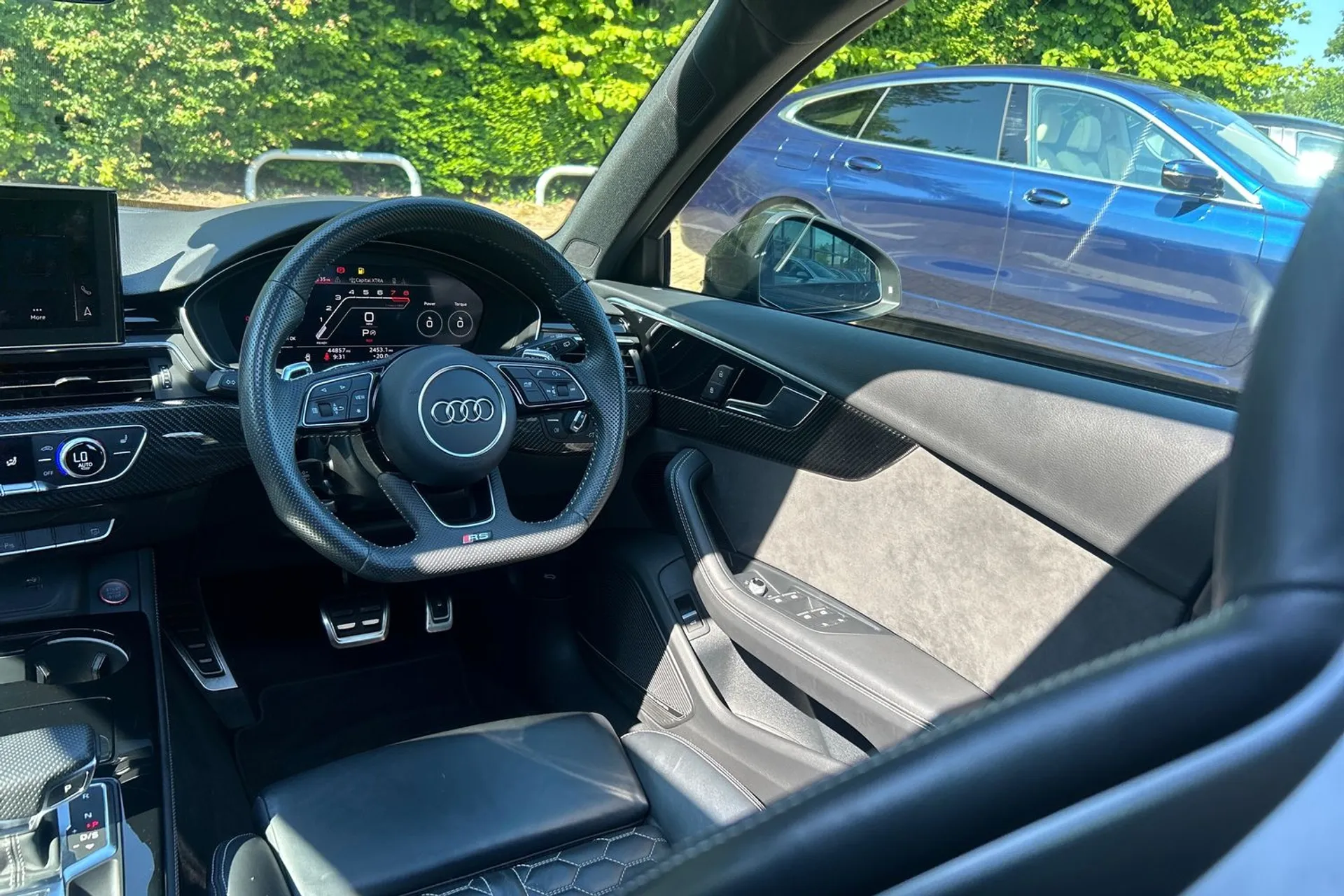 Audi RS4 thumbnail image number 33