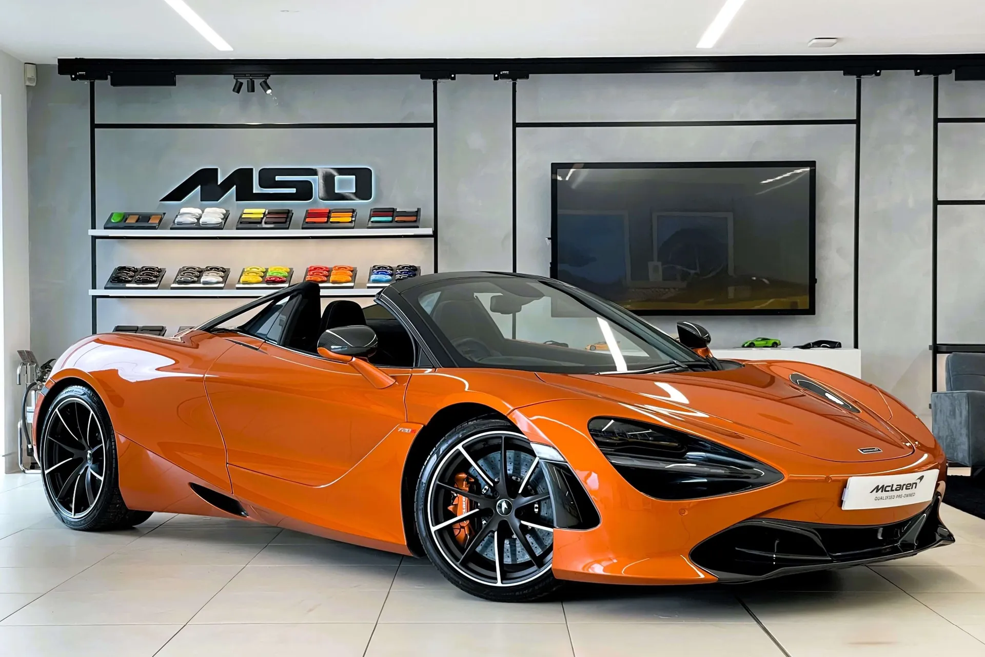 McLaren 720 focused image